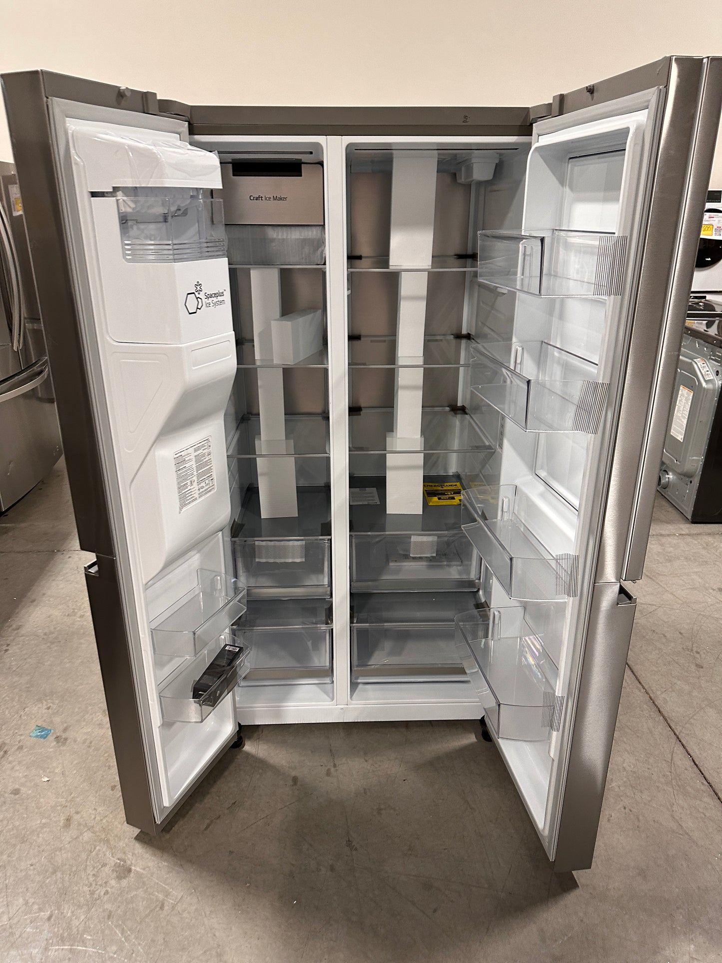 GREAT NEW LG SIDE BY SIDE REFRIGERATOR Model:LRSDS2706S REF12905