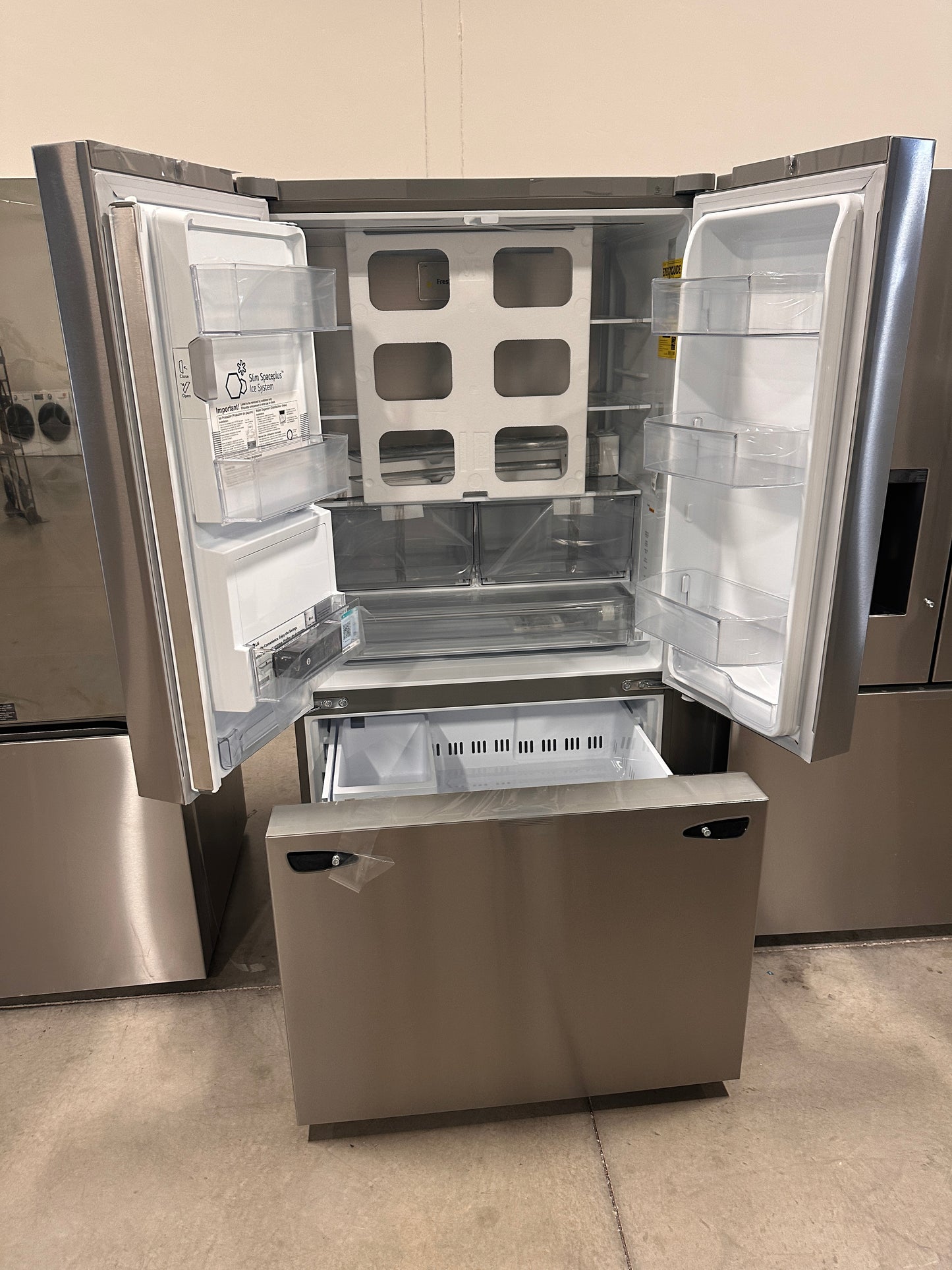 LG 25.5 Cu. Ft. French Door Counter-Depth Smart Refrigerator with Dual Ice MODEL: LRFXC2606S REF13920