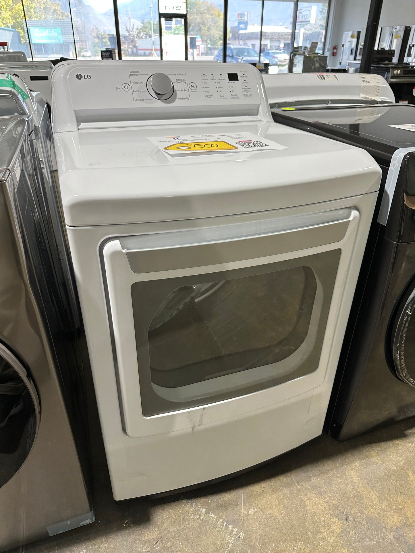 GREAT NEW ELECTRIC DRYER WITH SENSOR DRY MODEL: DLE7150W DRY11881S