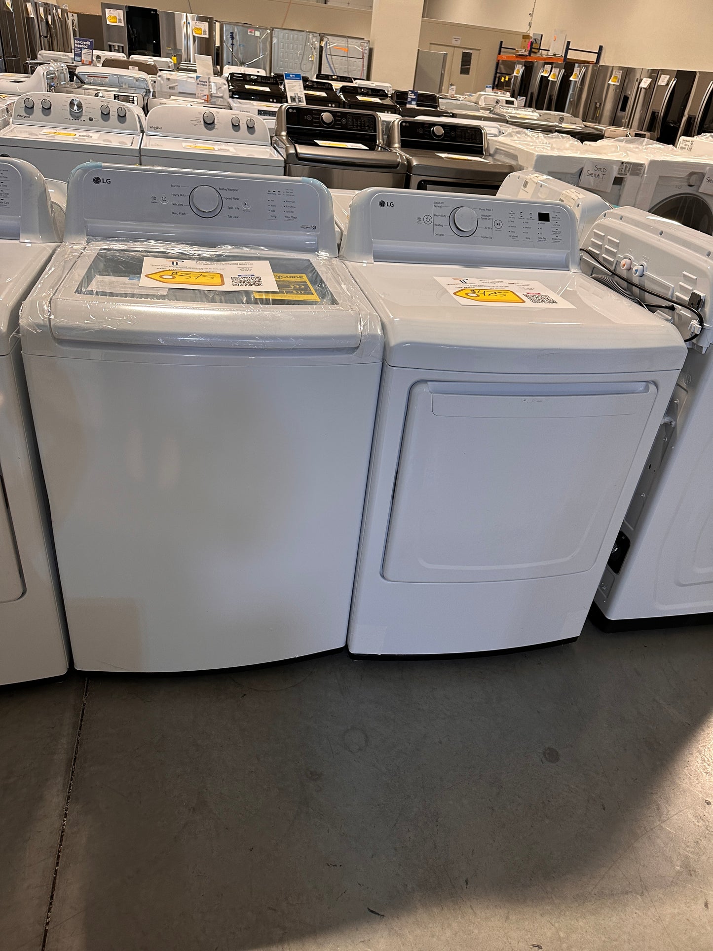 GREAT NEW TOP LOAD WASHER ELECTRIC DRYER LAUNDRY SET - WAS13063 DRY12368