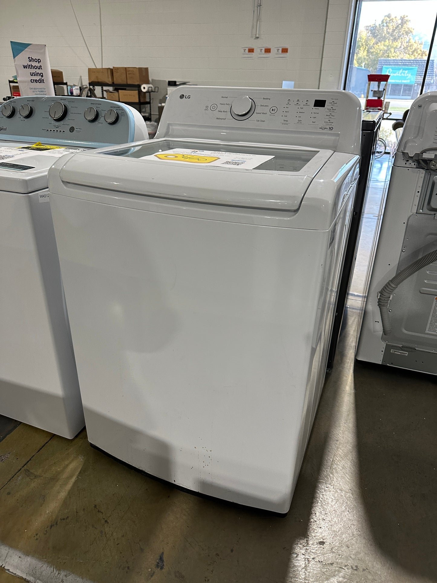 NEW TOP LOAD WASHER WITH VIBRATION REDUCTION MODEL: WT7000CW WAS12037S