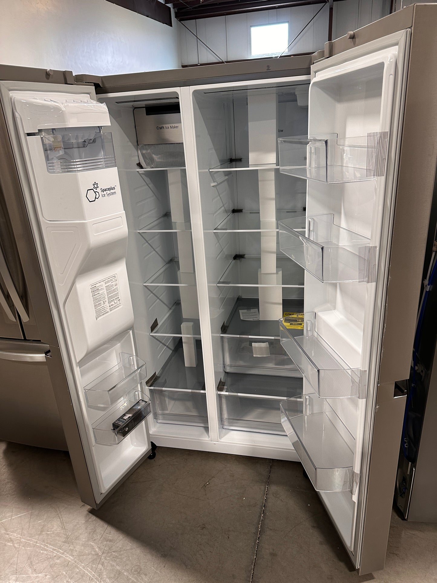 GREAT NEW LG SIDE BY SIDE REFRIGERATOR Model:LRSXS2706S REF12948