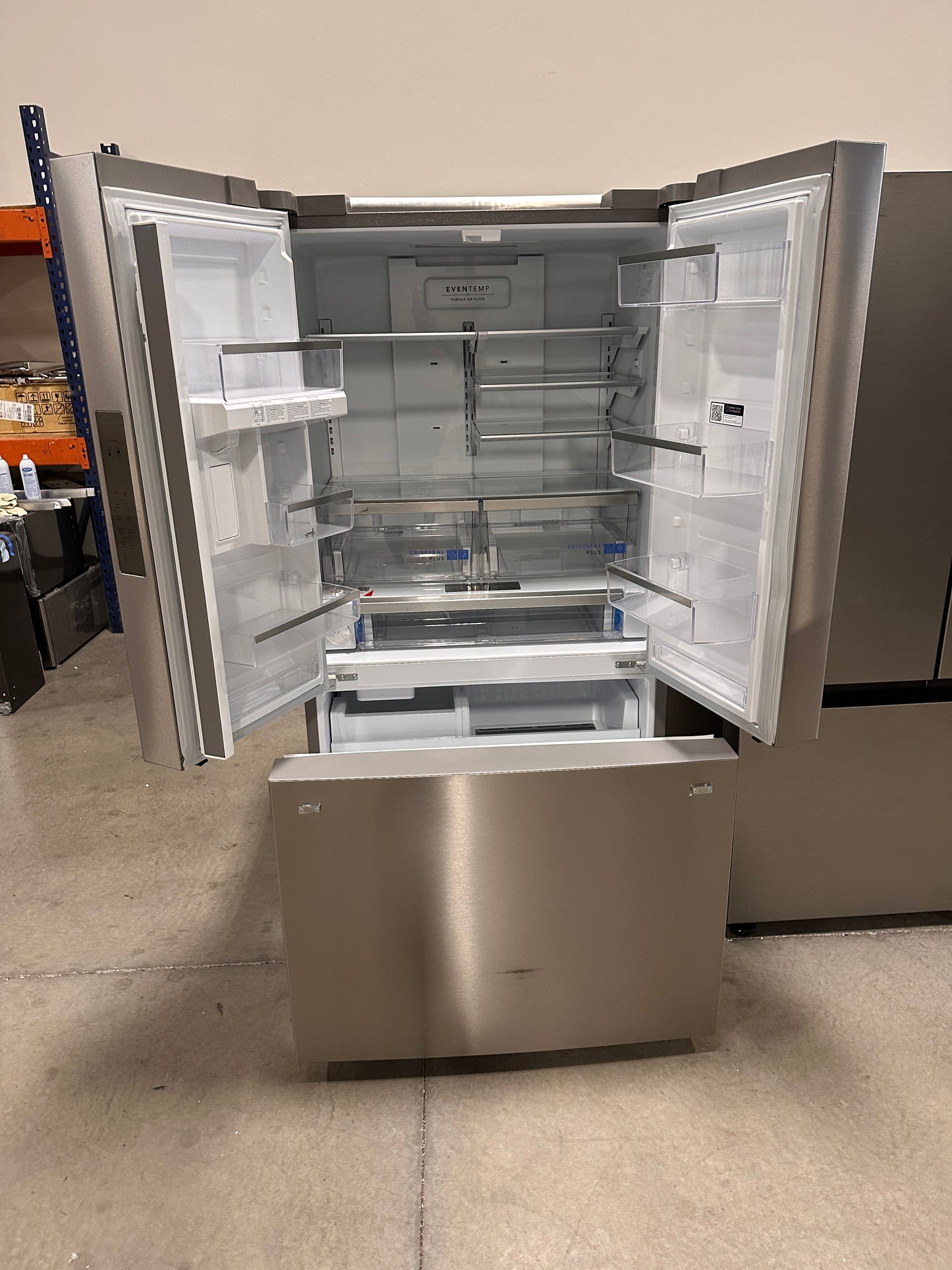 COUNTER DEPTH FRIGIDAIRE GALLERY REFRIGERATOR MODEL: GRFG2353AF REF13954