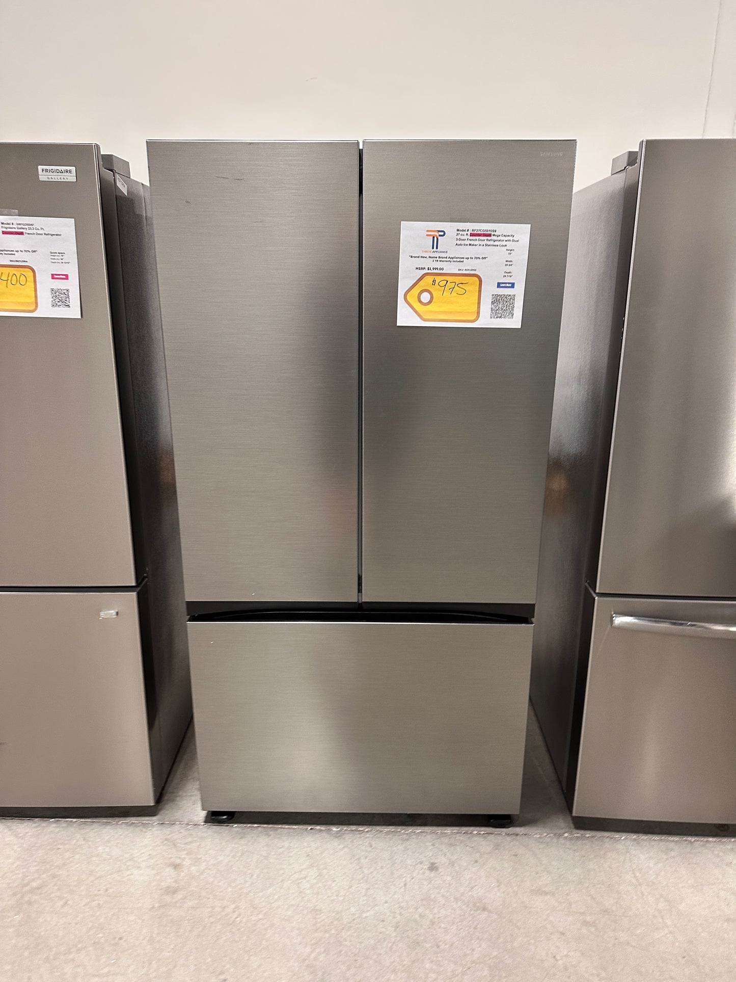 GORGEOUS NEW COUNTER DEPTH SAMSUNG REFRIGERATOR MODEL: RF27CG5010S9 REF13955