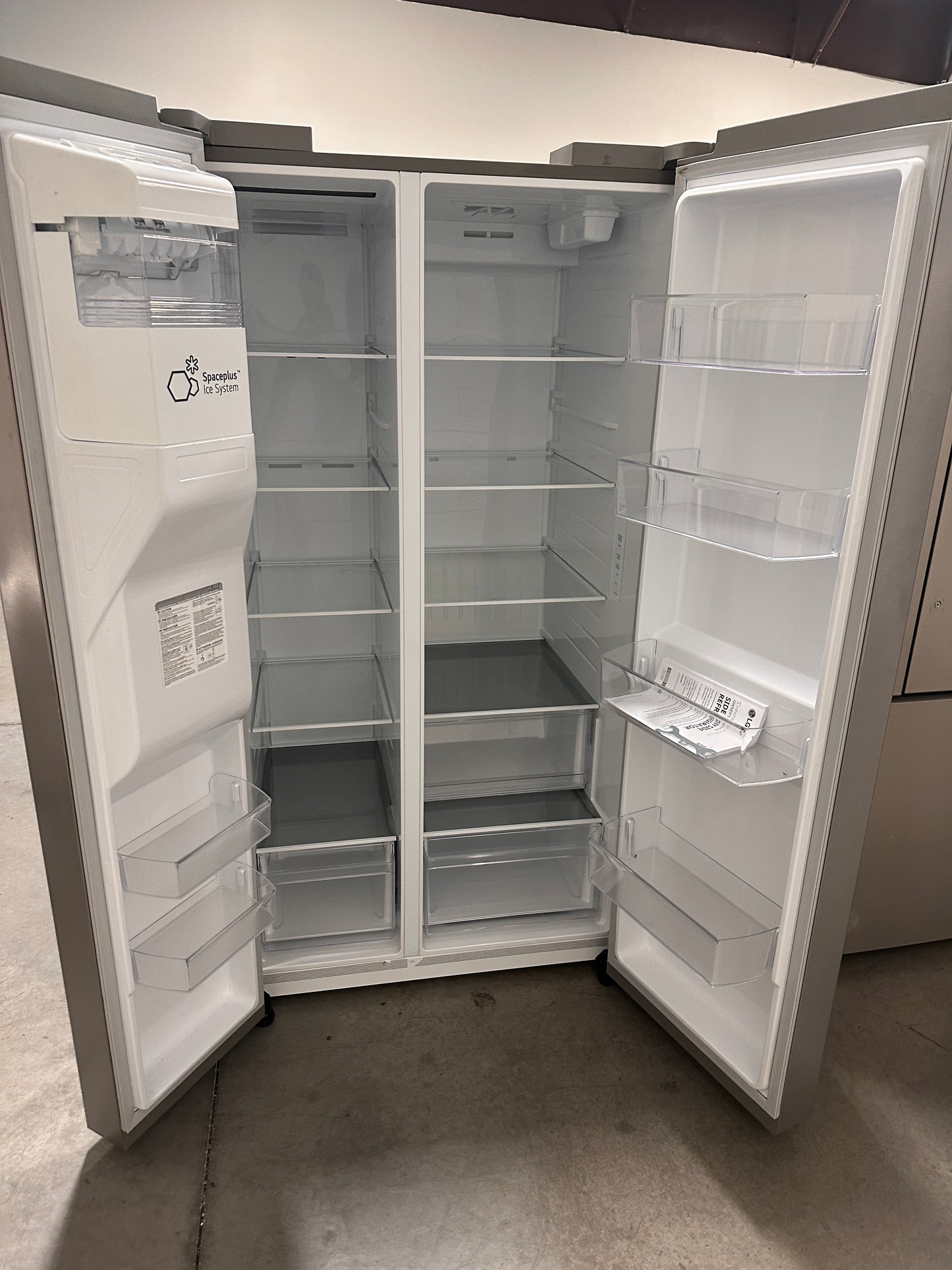 LG 27 Cu. Ft. Standard-Depth Side-by-Side Refrigerator with Ice and Water MODEL: LS27T3230S REF13957