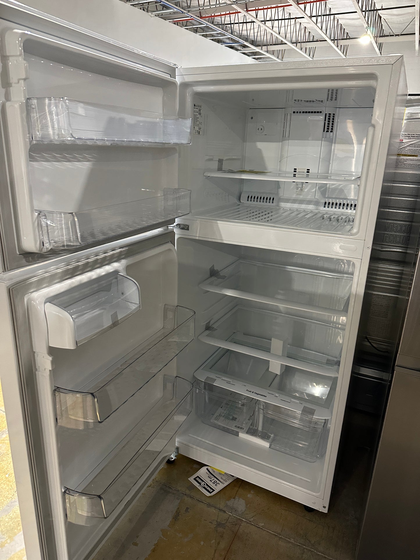 NEW LG - 20.2 Cu. Ft. Top-Freezer Refrigerator - White MODEL: LTCS20020W REF12347S