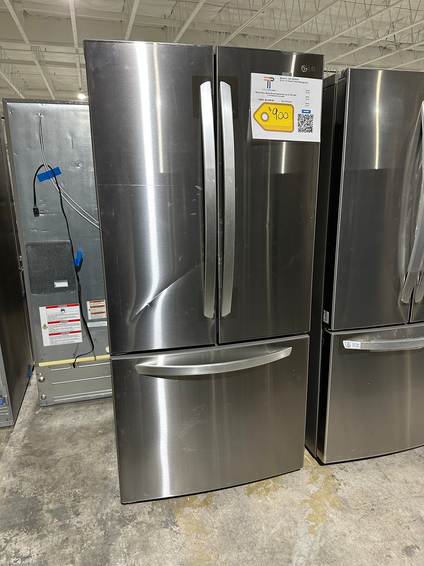 GREAT NEW LG FRENCH DOOR REFRIGERATOR with ICE MAKER MODEL: LRFCS25D3S REF12362S