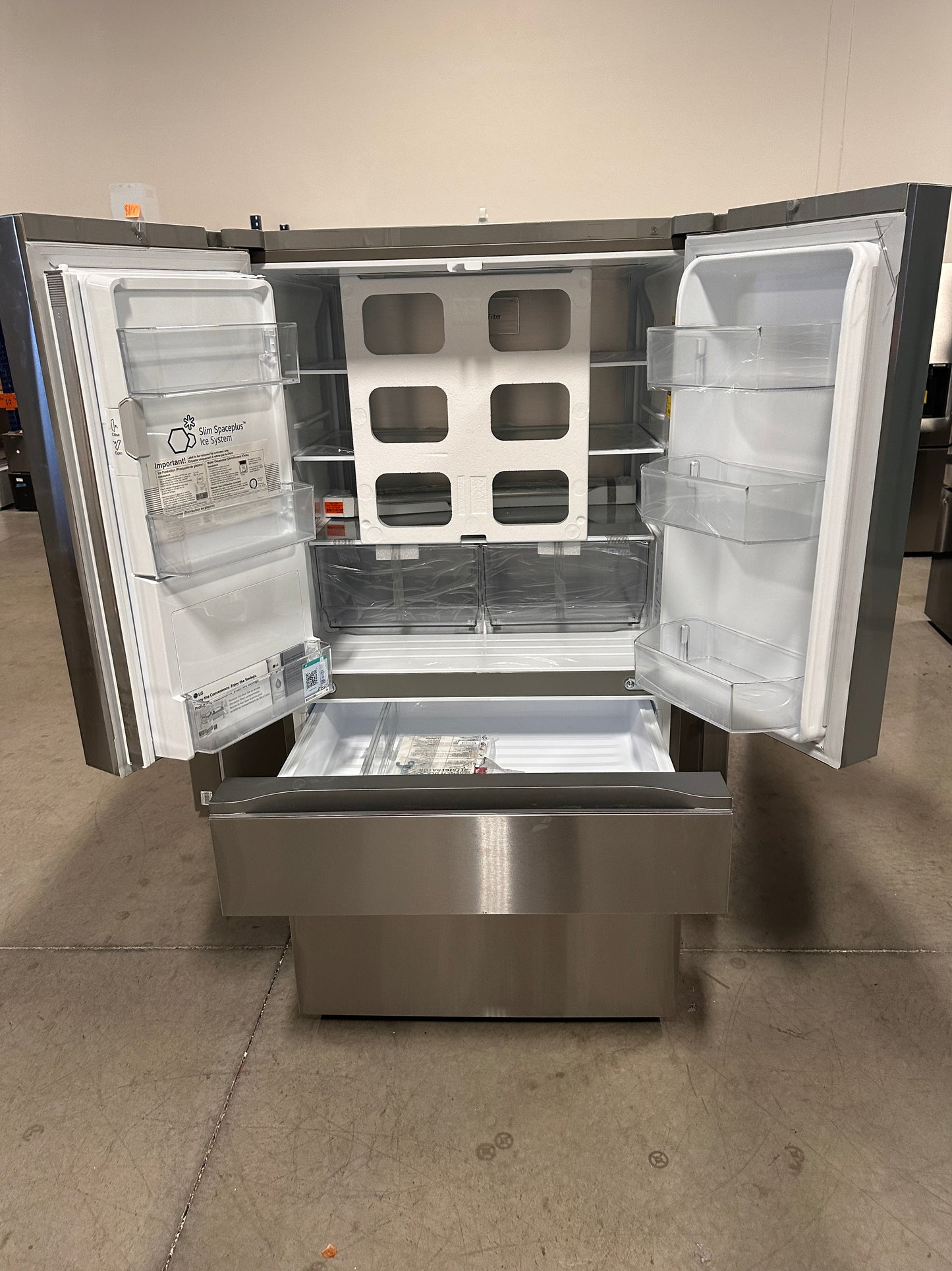 LG 28.6 Cu. Ft. Black Stainless 4-Door French Door Smart Refrigerator MODEL: LF29H8330S REF13972