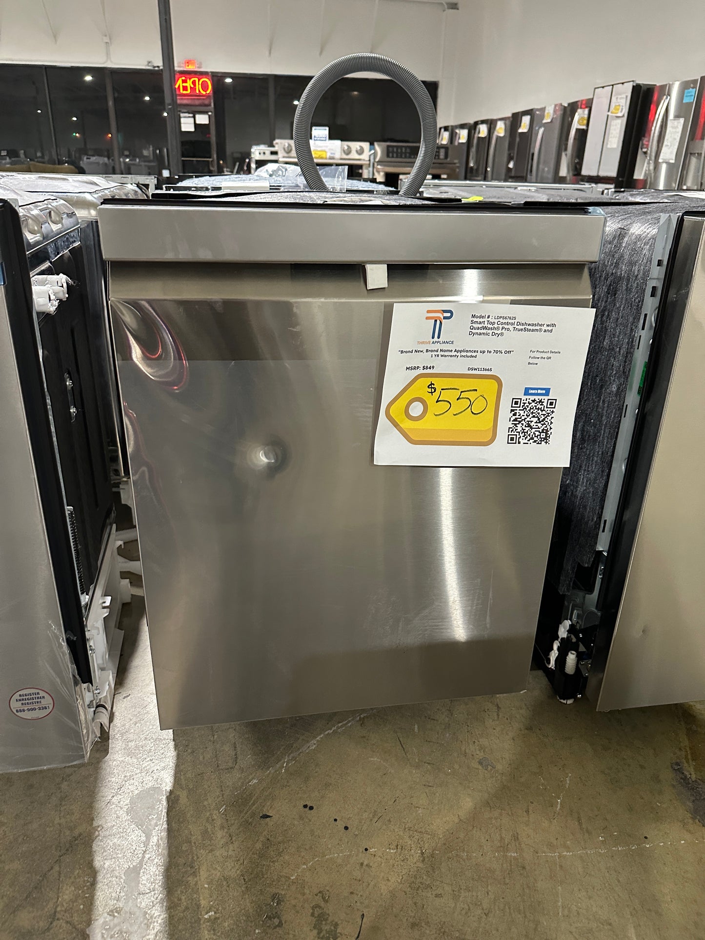 BRAND NEW LG TOP CONTROL DISHWASHER with STAINLESS STEEL TUB MODEL: LDPS6762S DSW11366S