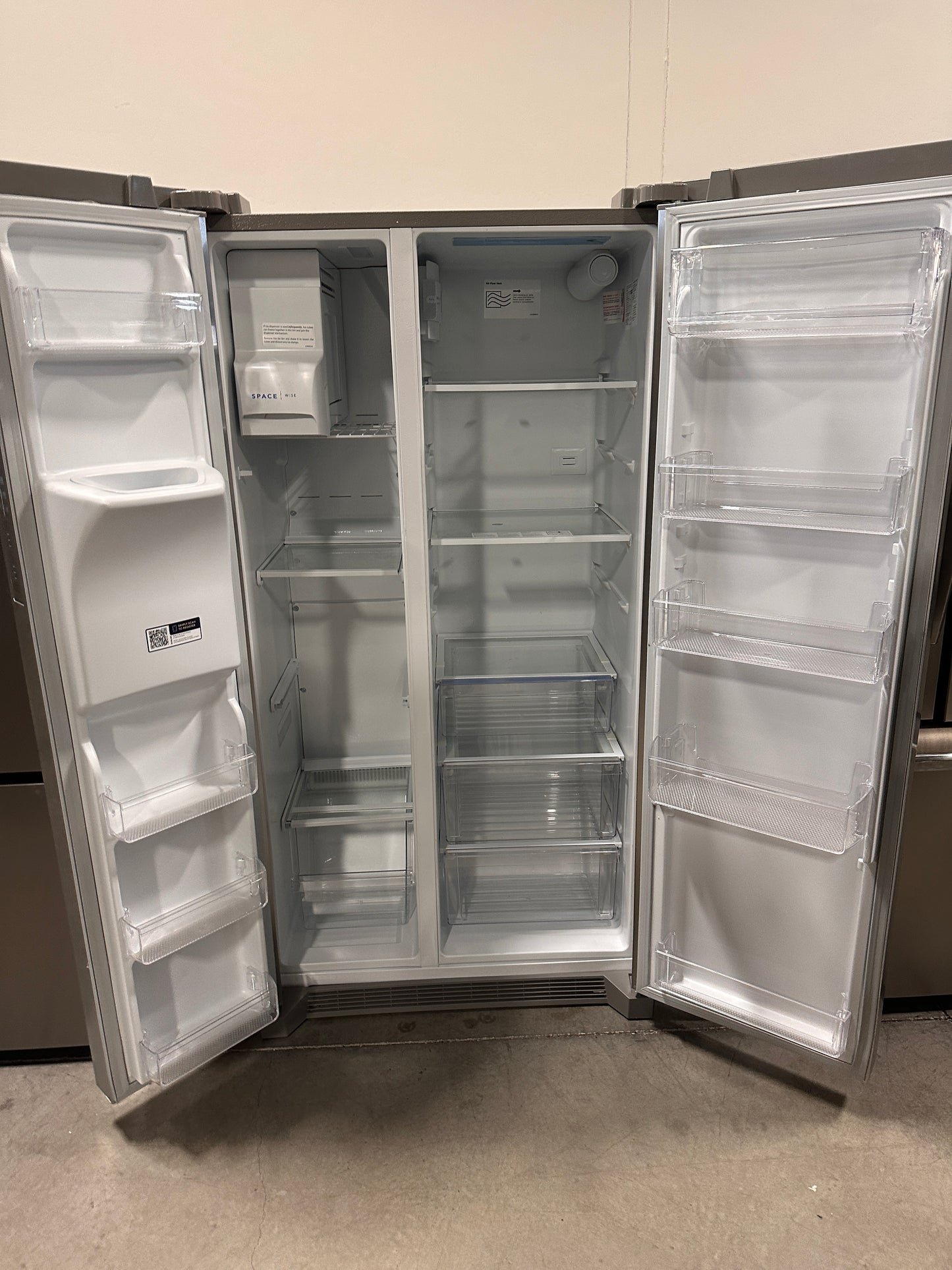 NEW! Frigidaire Side-by-Side Counter-Depth Refrigerator MODEL: FRSC2333AS REF14000