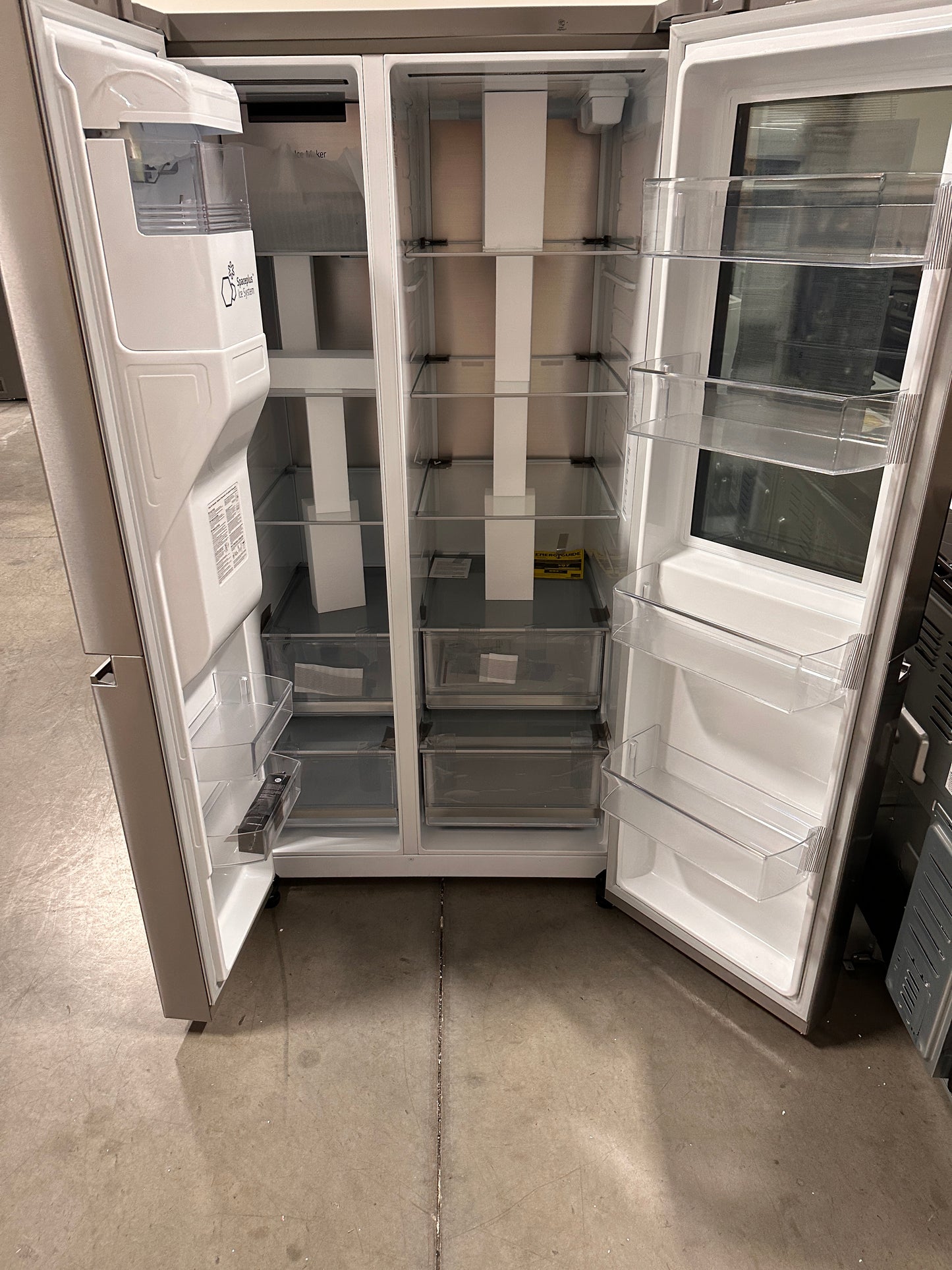 Refrigerator with Craft Ice and InstaView - Stainless Steel MODEL: LRSOS2706S REF13012