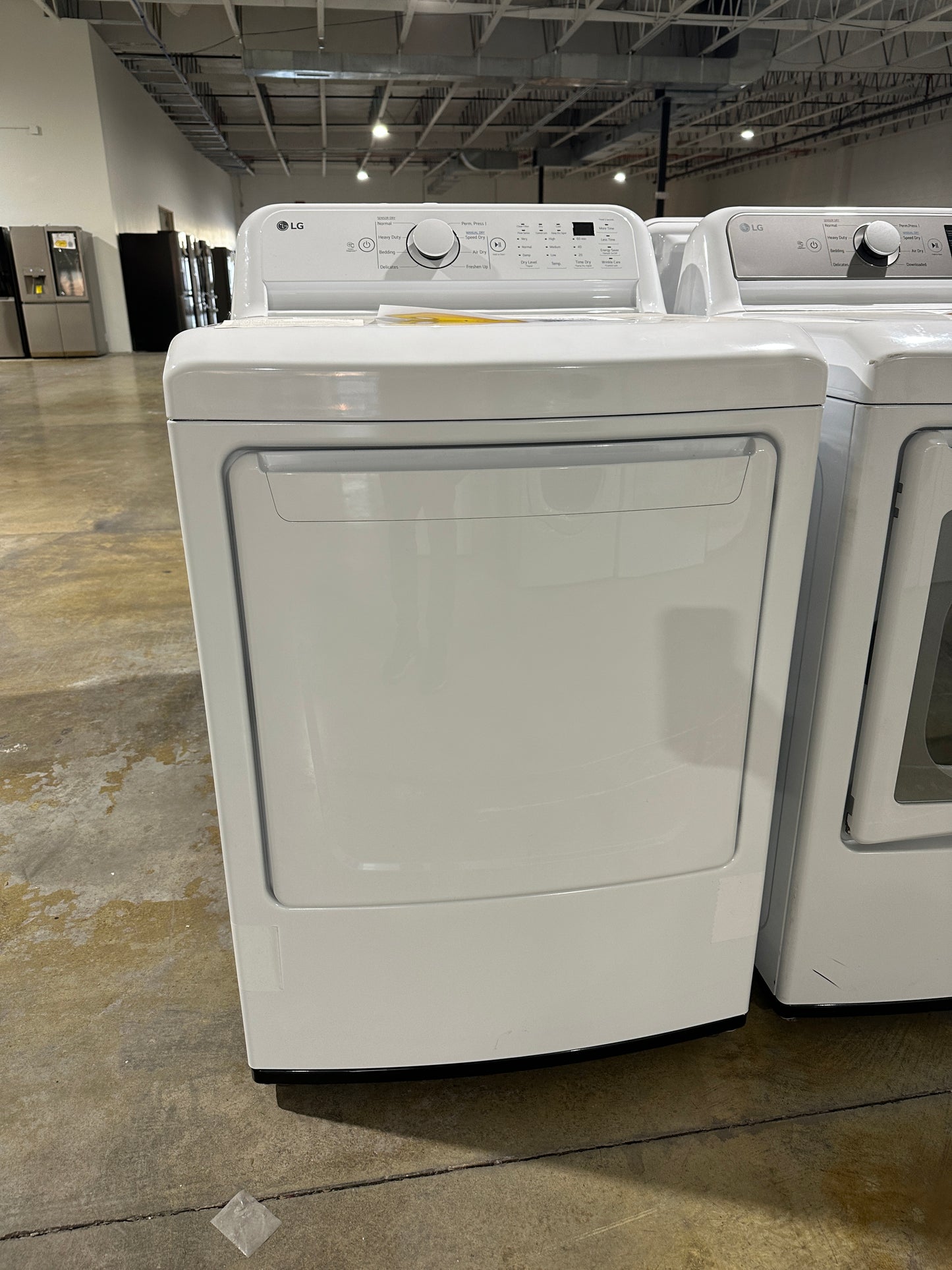 LG - 7.3 Cu. Ft. Electric Dryer with Sensor Dry - White MODEL: DLE7000W DRY11989S