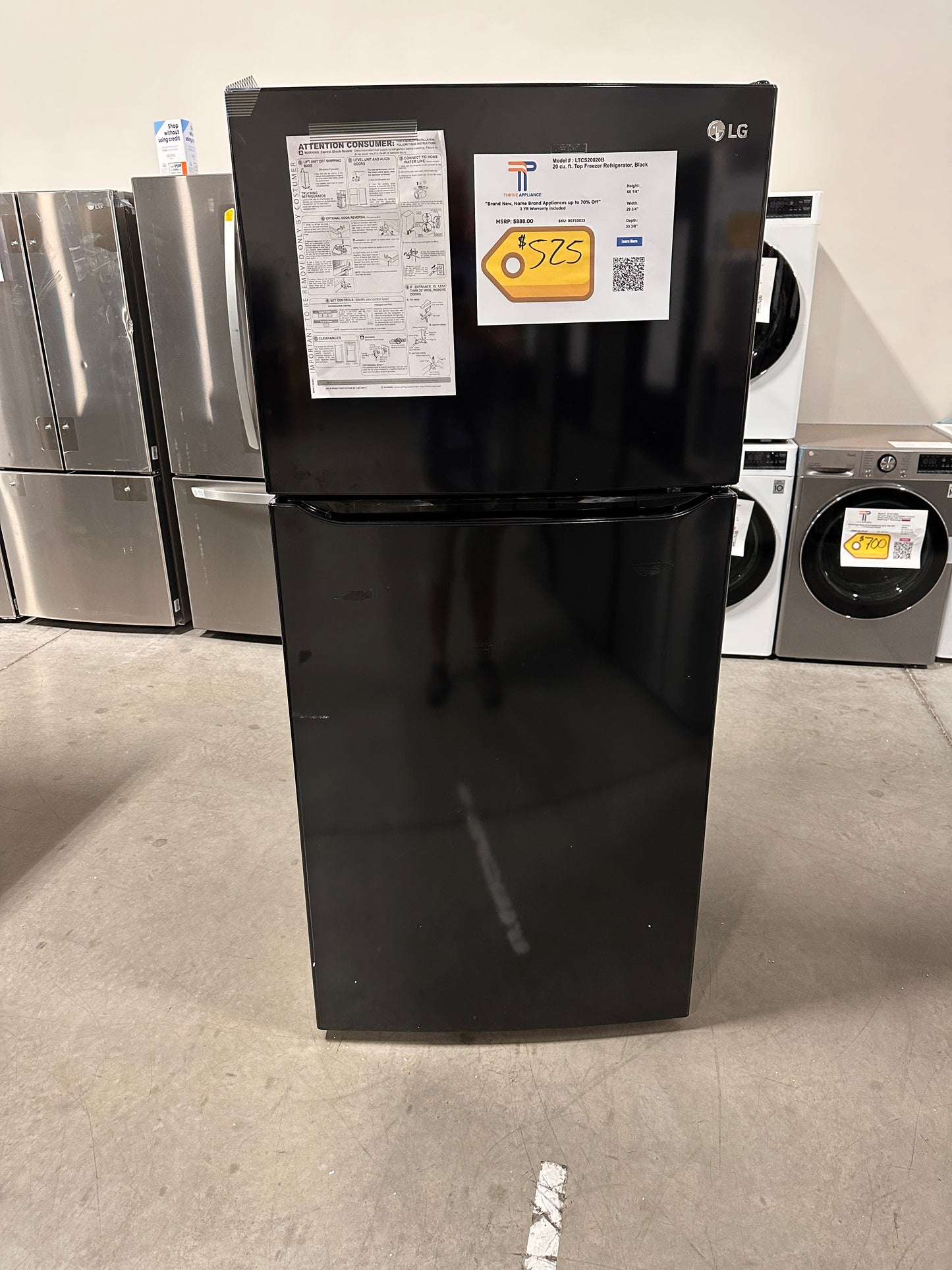 GREAT NEW LG TOP FREEZER BLACK REFRIGERATOR - GREAT FOR GARAGE - MODEL: LTCS20020B REF13023