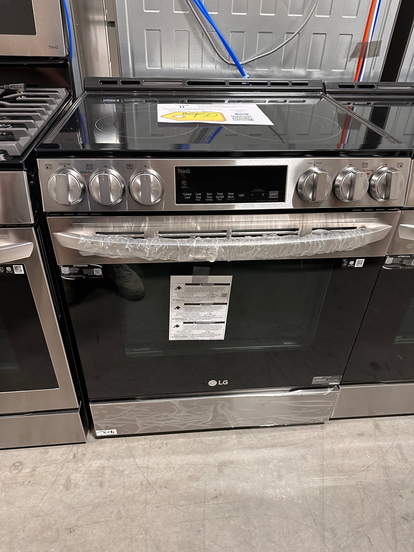 NEW TRUE CONVECTION RANGE WITH EASY CLEAN MODEL: LSEL6333F RAG11819