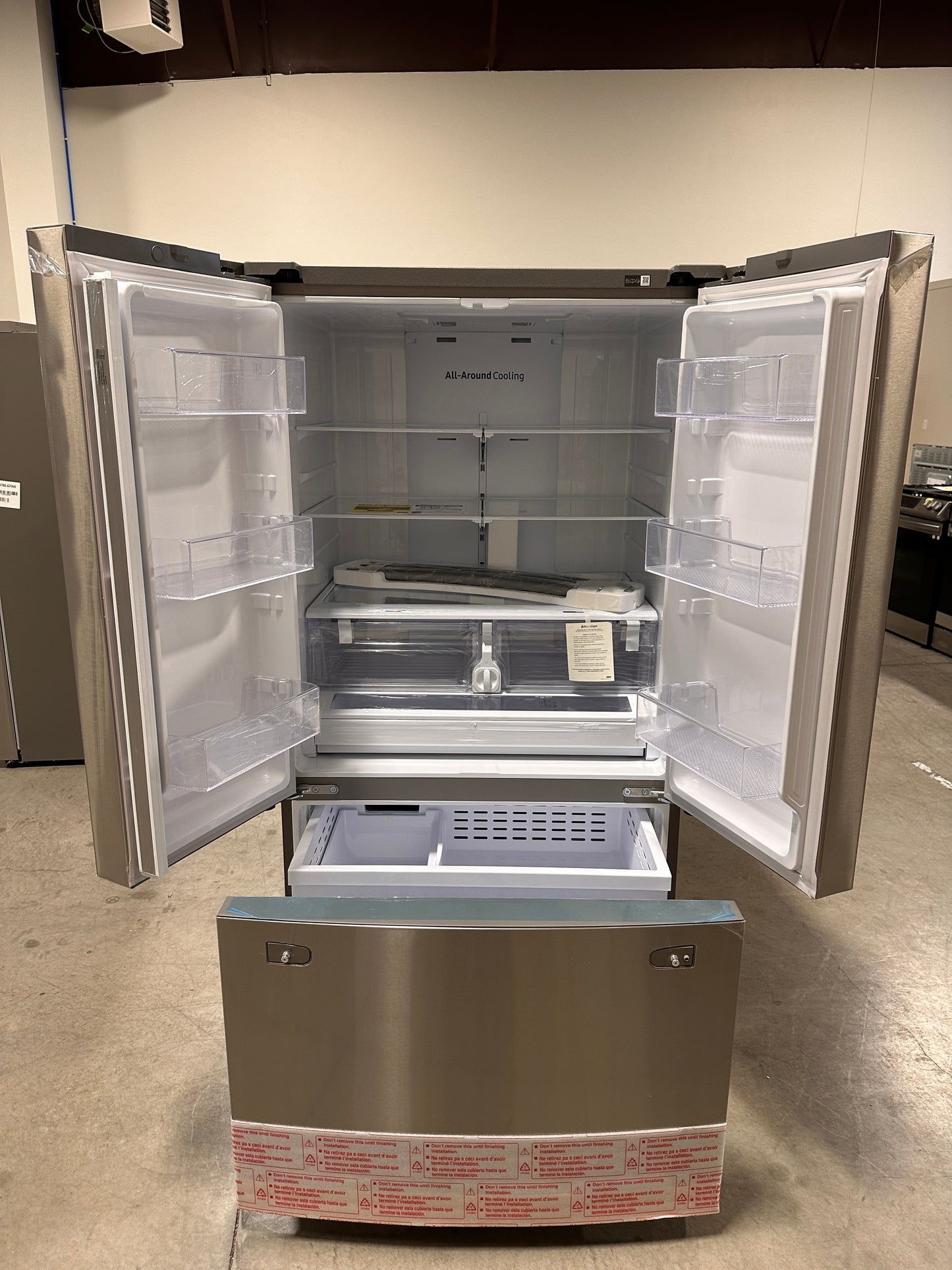 GREAT NEW SAMSUNG FRENCH DOOR REFRIGERATOR MODEL: RF28T5001SR/AA REF13059