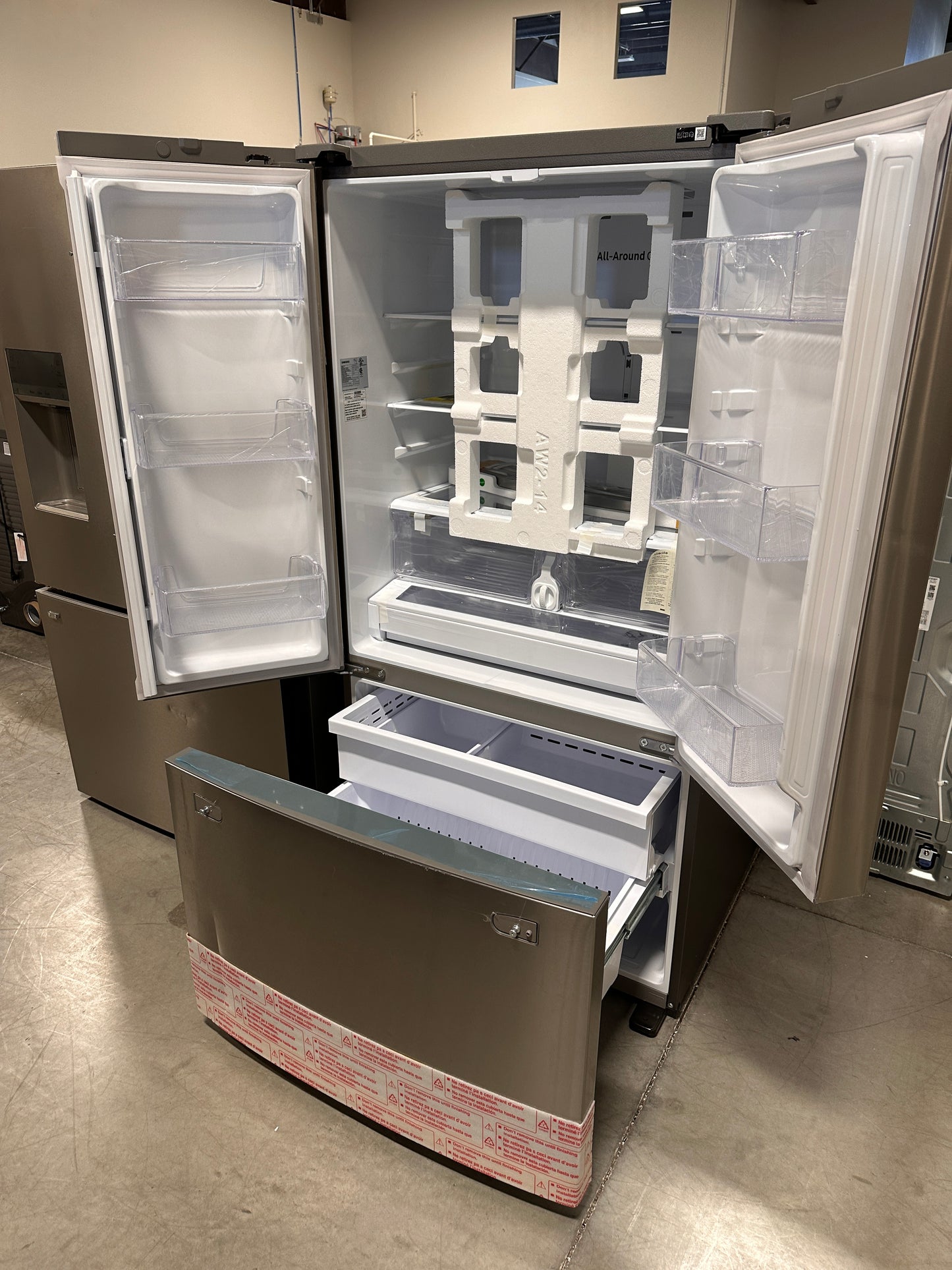 ON SALE! 28 cu. ft. 3-Door French Door Refrigerator with Large Capacity MODEL: RF28T5001SR/AA REF13052