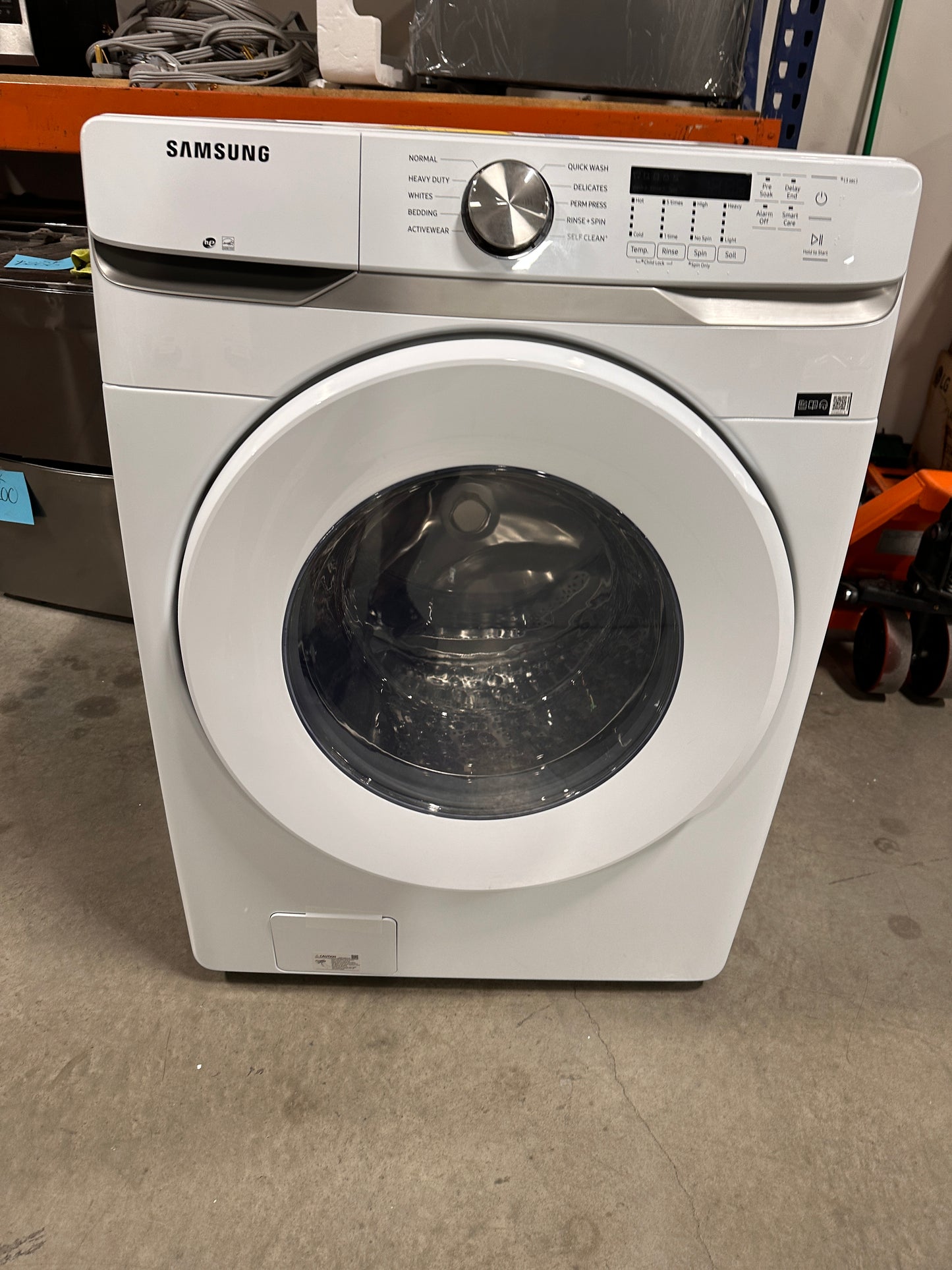 STACKABLE SAMSUNG WASHER WITH VIBRATION REDUCTION TECHNOLOGY MODEL: WF45T6000AW WAS13152