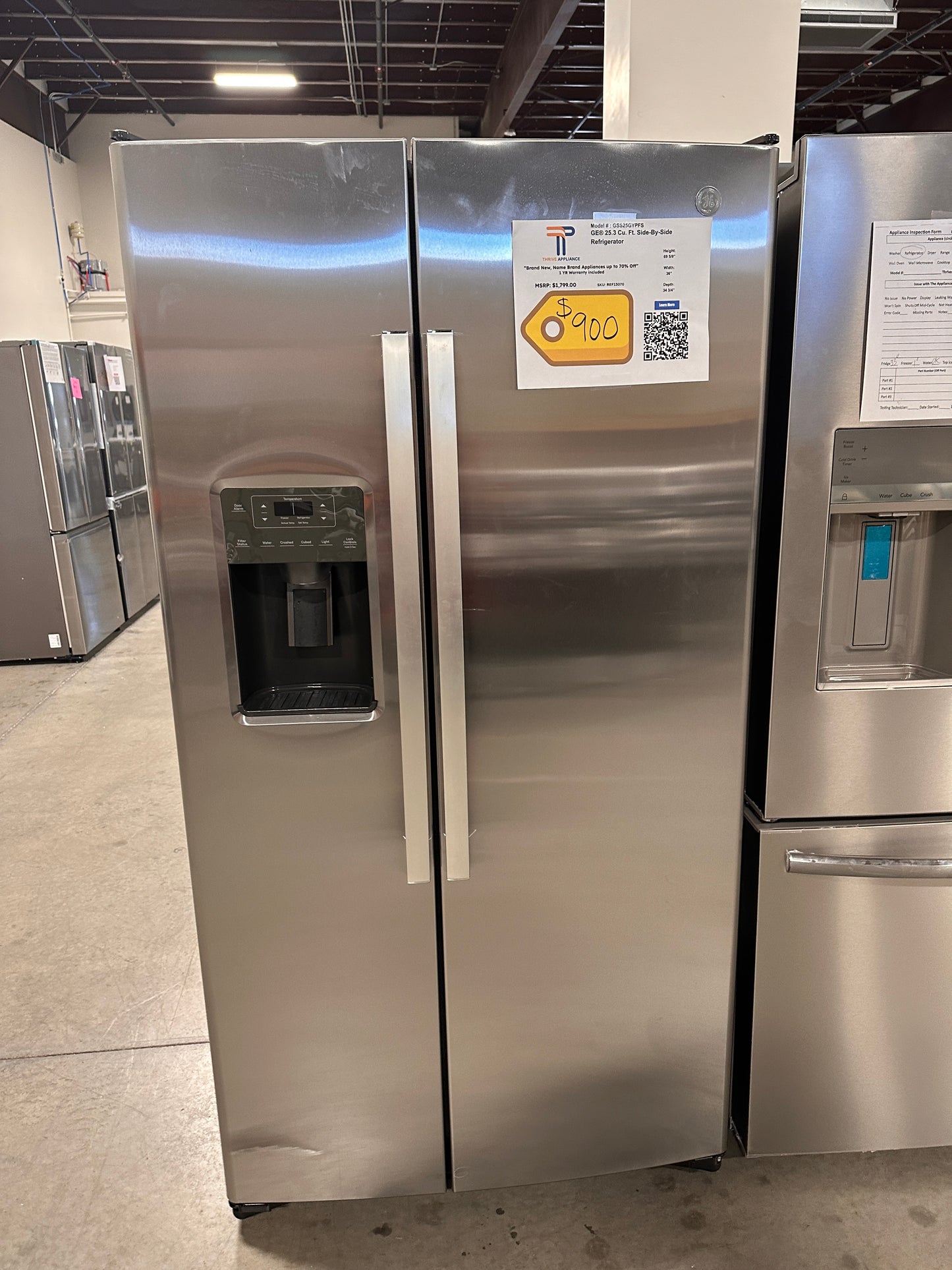 NEW GE SIDE-BY-SIDE STAINLESS STEEL REFRIGERATOR MODEL: GSS25GYPFS REF13070