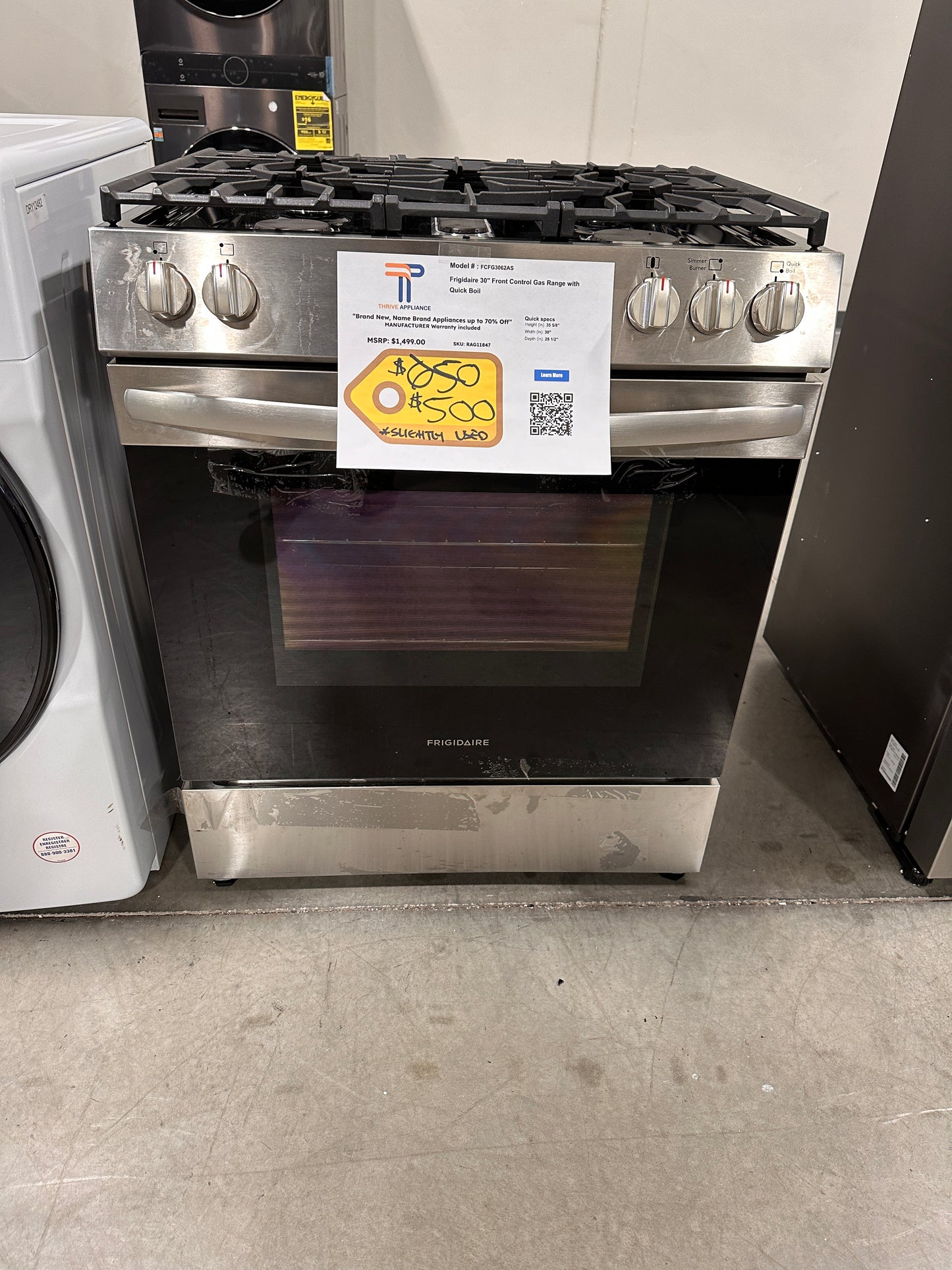 Slightly Used Frigidaire - 5.3 Cu. Ft. Freestanding Electric Range MODEL: FCFG3062AS RAG11847
