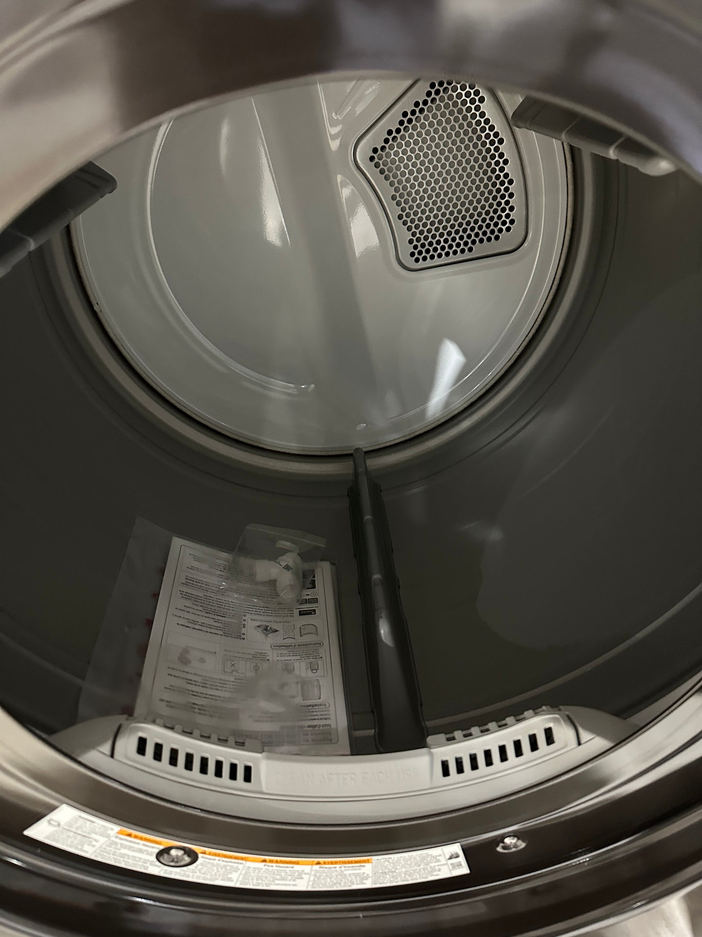 DISCOUNTED BLACK STEEL STACKABLE SMART ELECTRIC DRYER MODEL: DLEX4000B DRY12111S