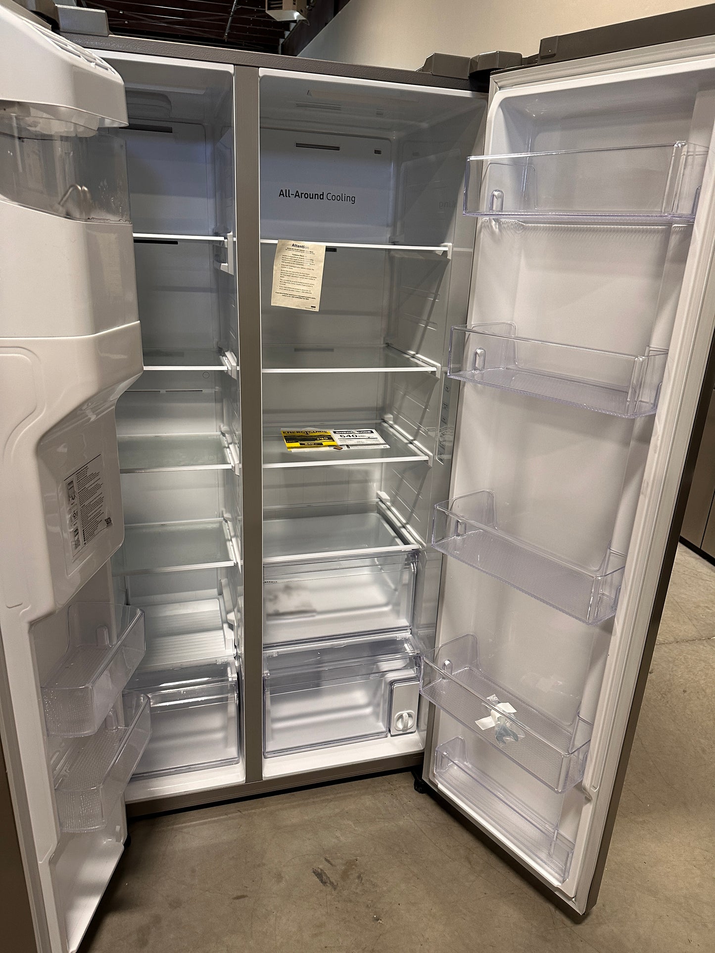 COUNTER DEPTH SAMSUNG FRIDGE WITH ALL AROUND COOLING MODEL: RS22T5201SR REF13073