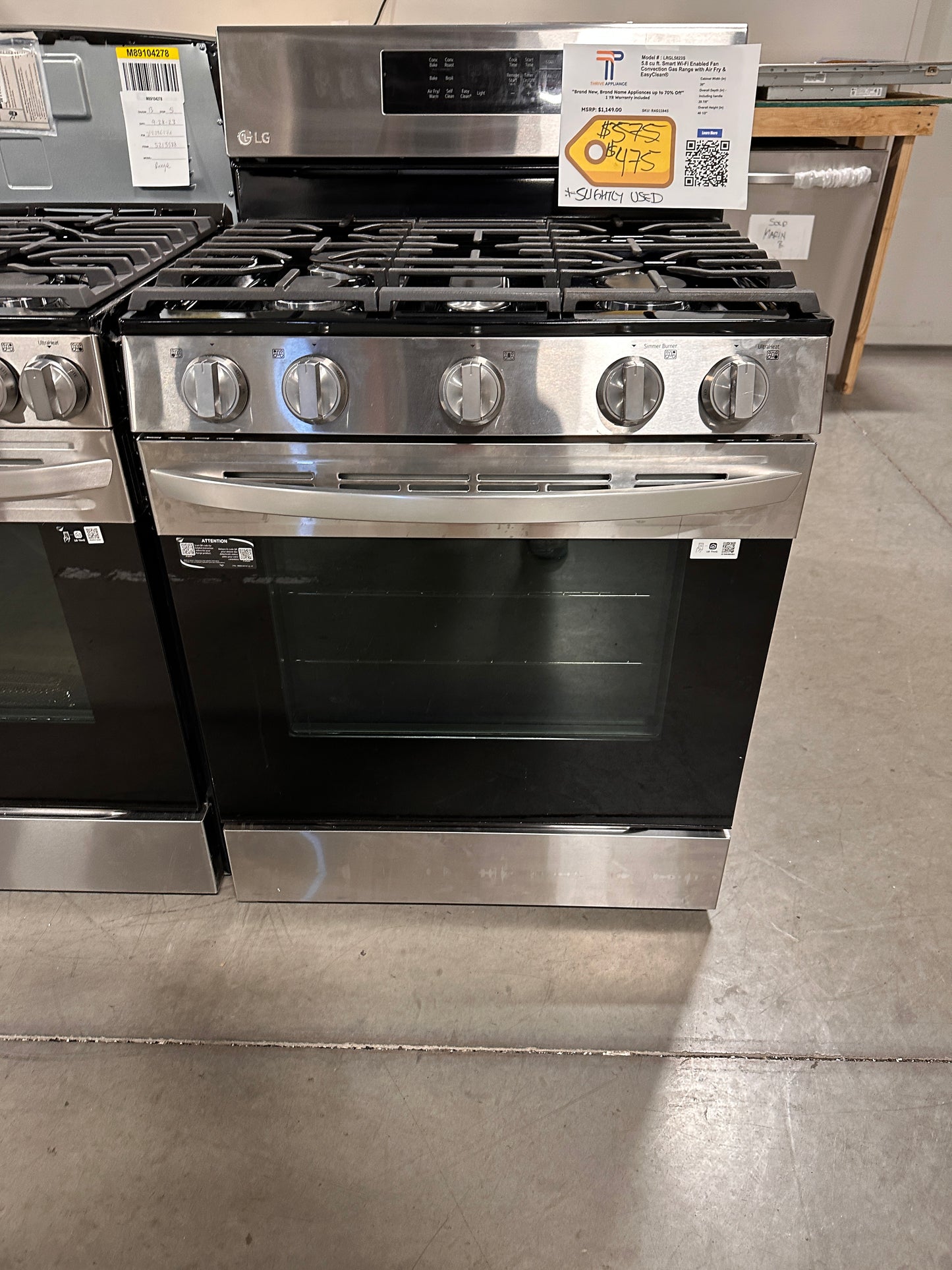 GENTLY USED LIKE NEW LG GAS TRUE CONVECTION RANGE MODEL: LRGL5823S RAG11845