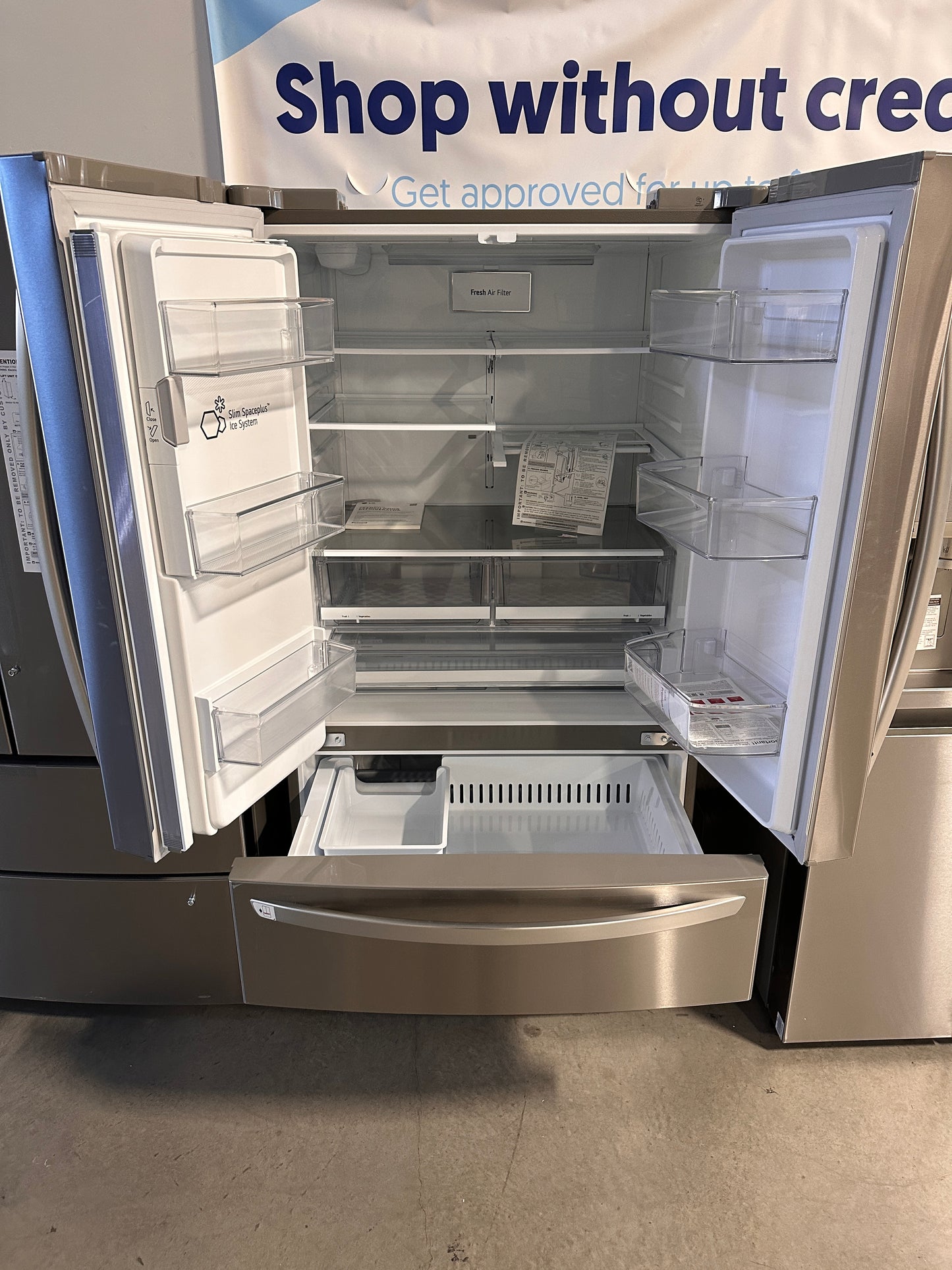 GREAT NEW LG 4-DOOR FRENCH DOOR SMART REFRIGERATOR MODEL: LRMXS2806S REF13062