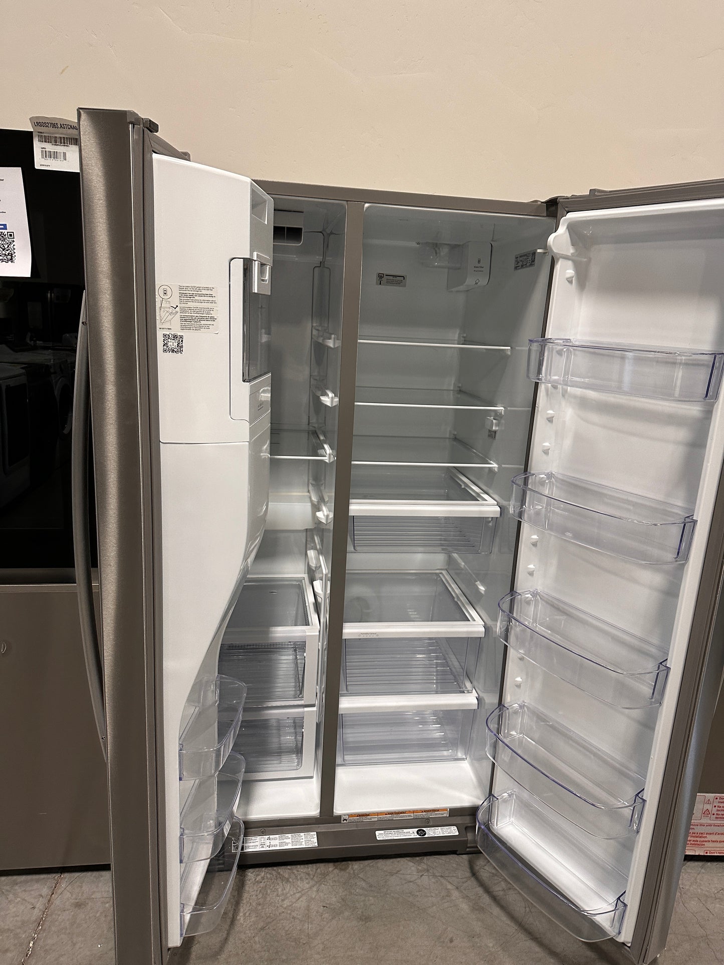 NEW WHIRLPOOL SIDE-BY-SIDE REFRIGERATOR with IN-DOOR STORAGE MODEL: WRS588FIHZ REF13040