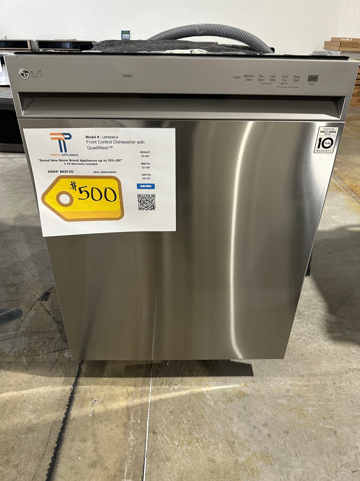 GORGEOUS NEW LG FRONT CONTROL DISHWASHER with QUADWASH MODEL: LDFN343LS DSW11404S