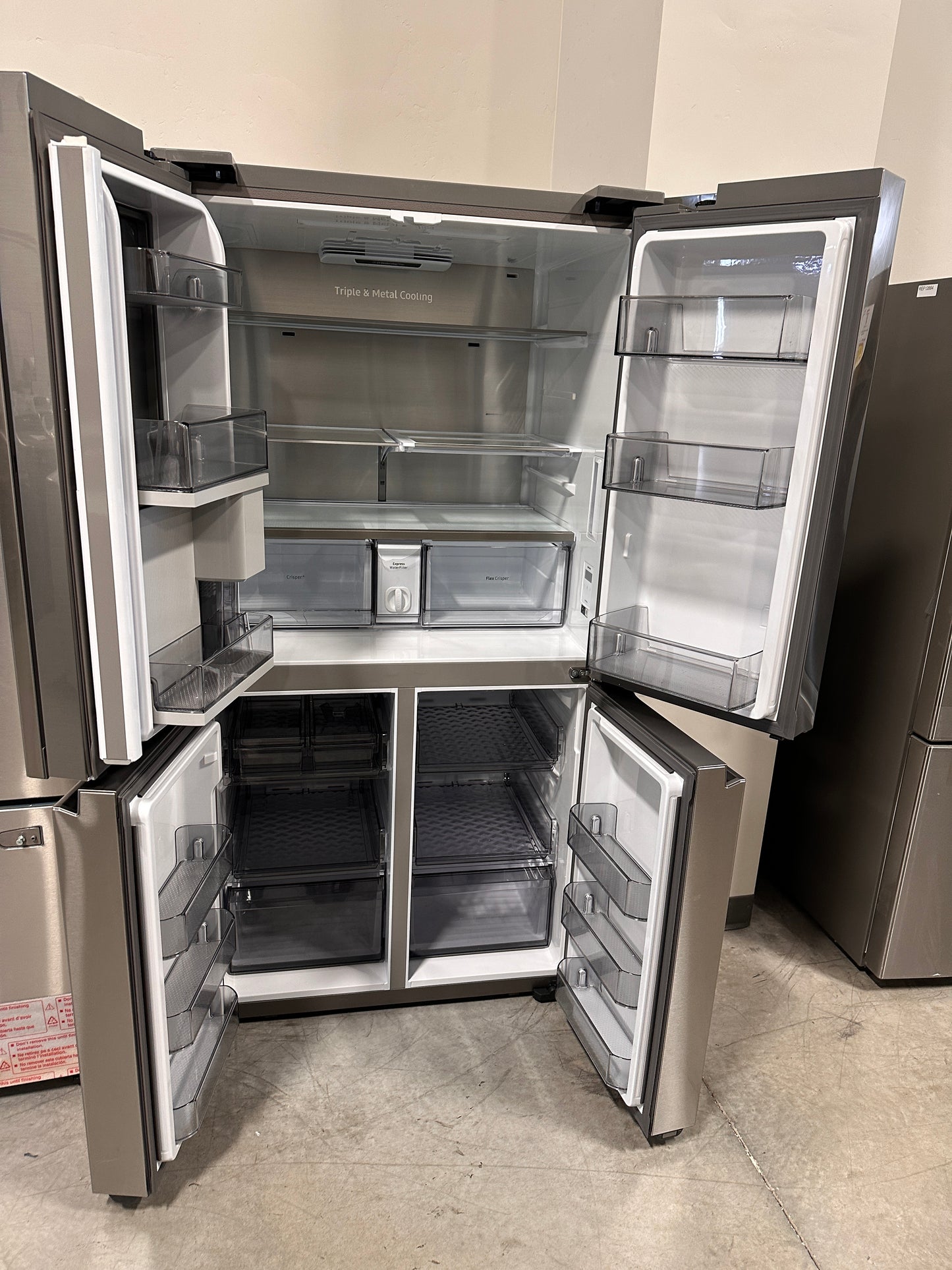 CLEARANCE Model:RF29A9671SR/AA SAMSUNG 4-DOOR FRENCH DOOR REFRIGERATOR REF12526