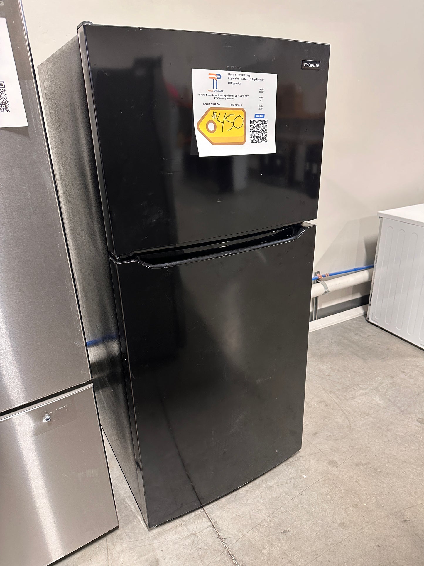 New Frigidaire - 18.3 Cu. Ft. Top-Freezer Refrigerator MODEL:FFTR1835VB REF13077