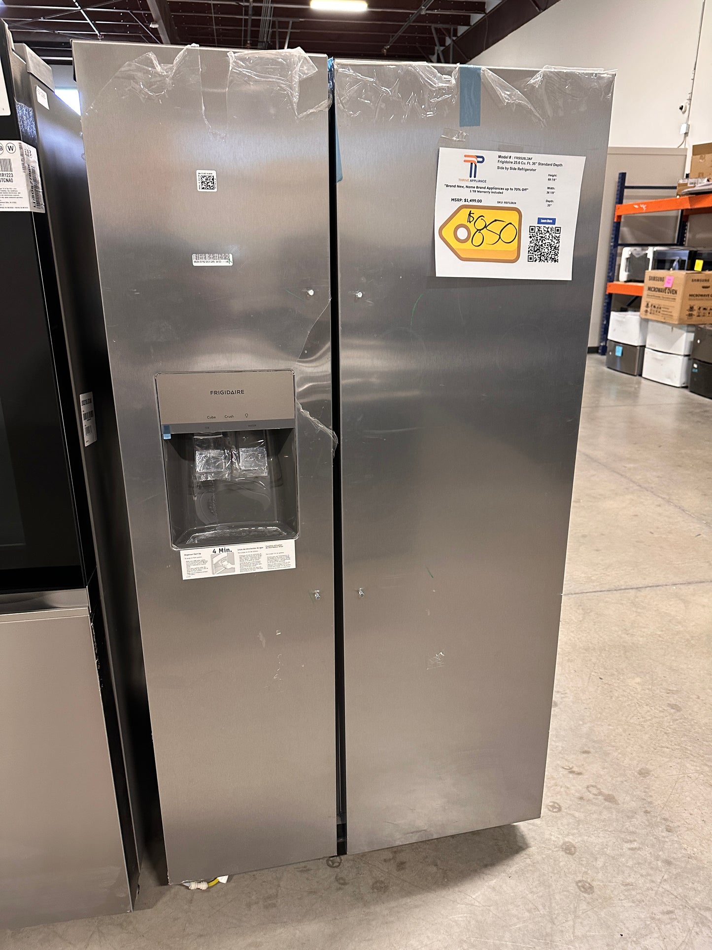 GREAT NEW FRIGIDAIRE SIDE BY SIDE REFRIGERATOR MODEL:FRSS26L3AF REF12824