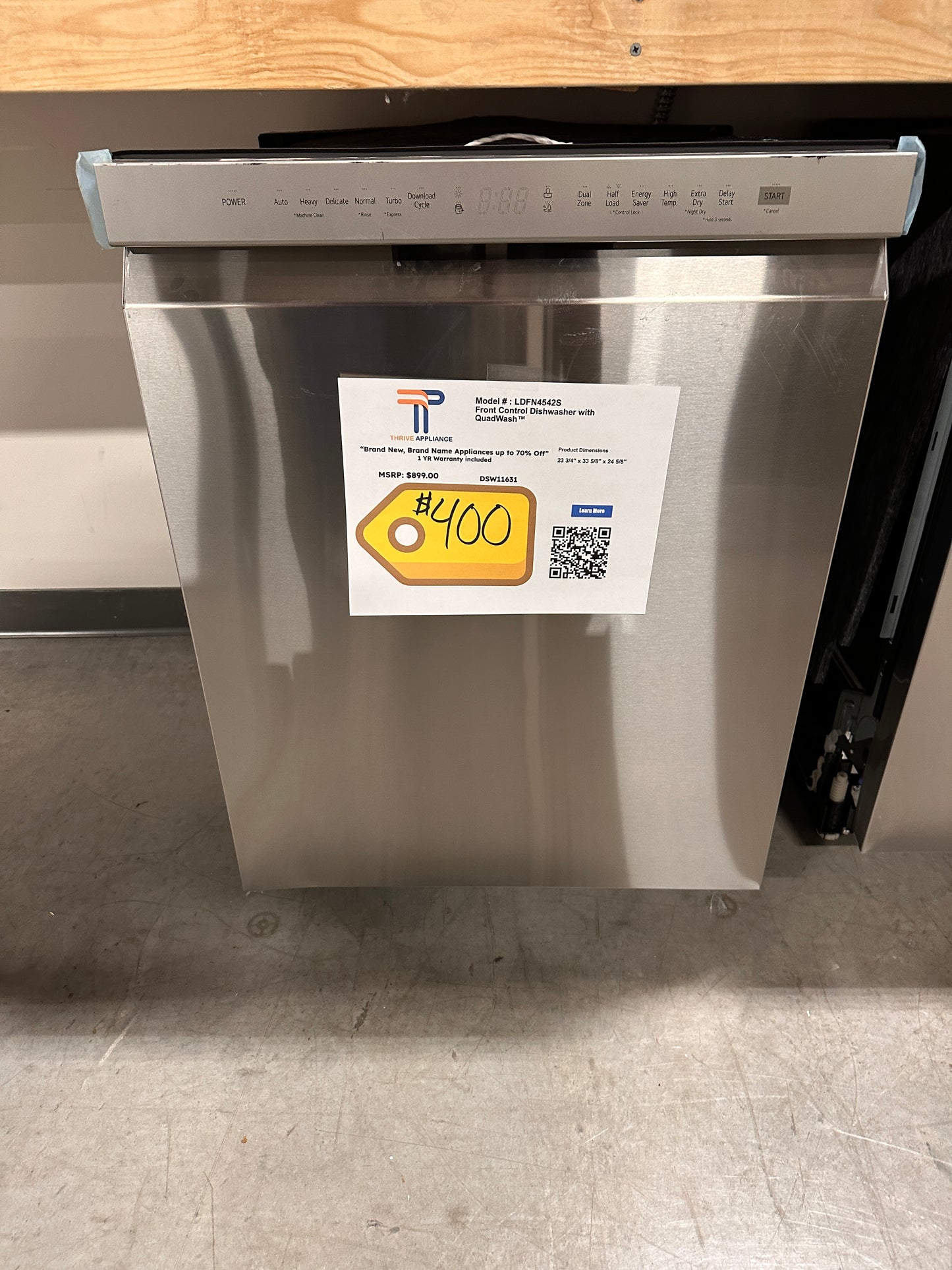 NEW STAINLESS STEEL TUB DISHWASHER with 3RD RACK MODEL:LDFN4542S DSW11631