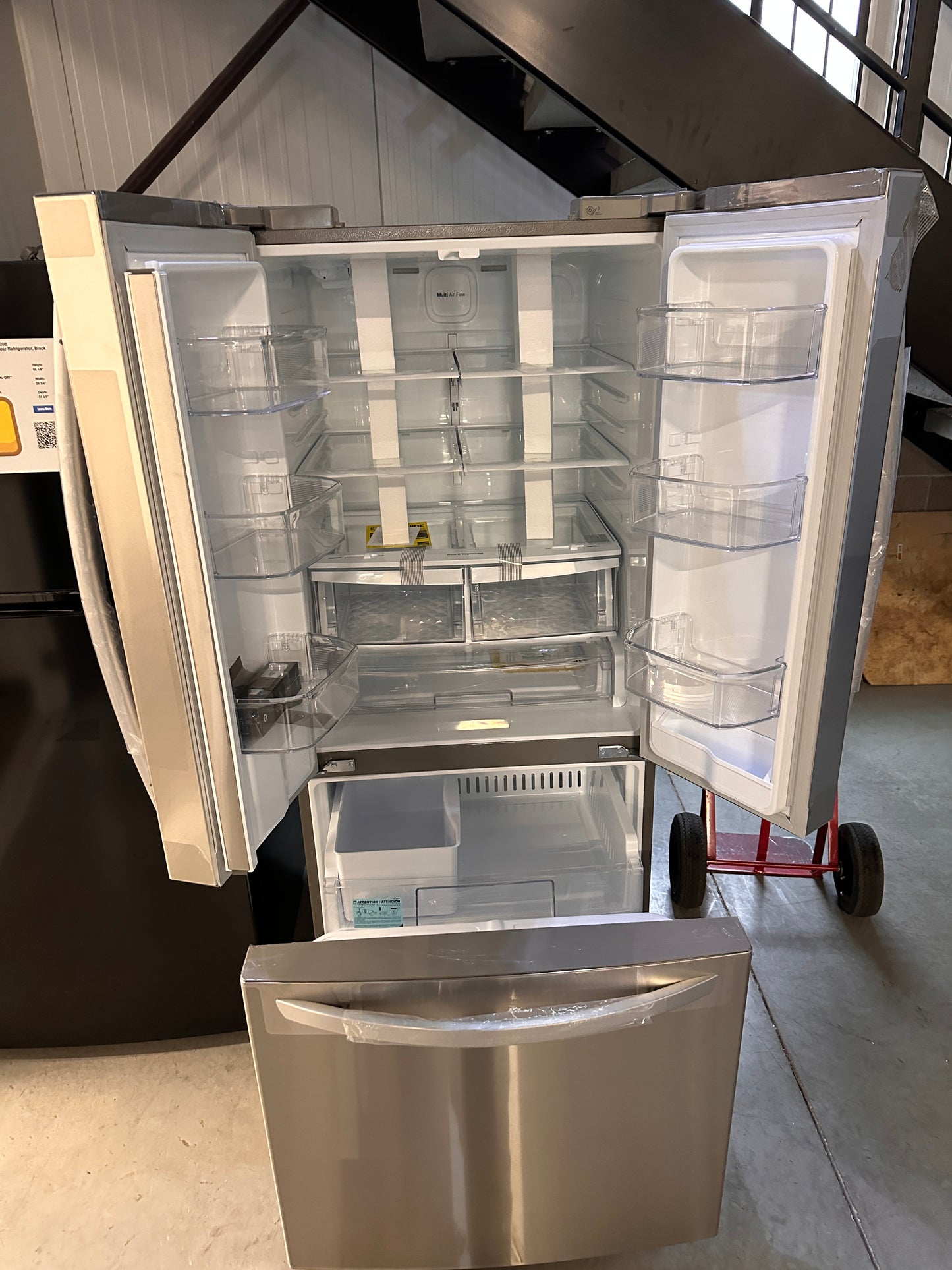 NEW 21.8 CU FT FRENCH DOOR STAINLESS STEEL REFRIGERATOR MODEL: LFDS22520S REF13120