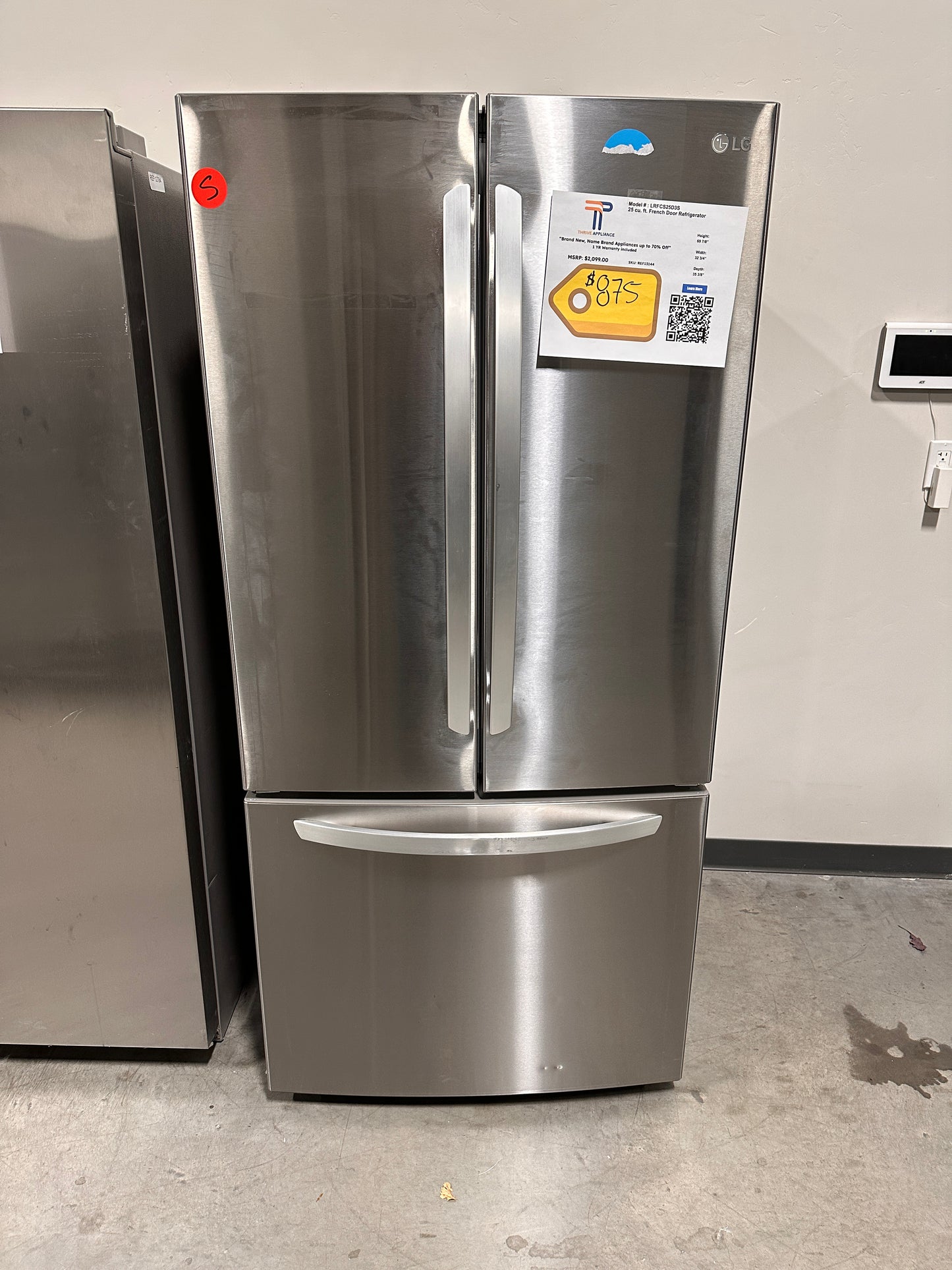LG - 25.1 Cu. Ft. French Door Refrigerator with Ice Maker - Stainless Steel MODEL: LRFCS25D3S REF13144