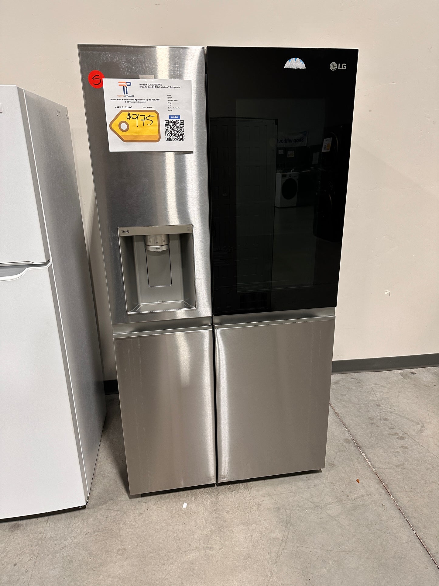 BEAUTIFUL NEW LG SMART REFRIGERATOR WITH CRAFT ICE MODEL: LRSOS2706S REF13121