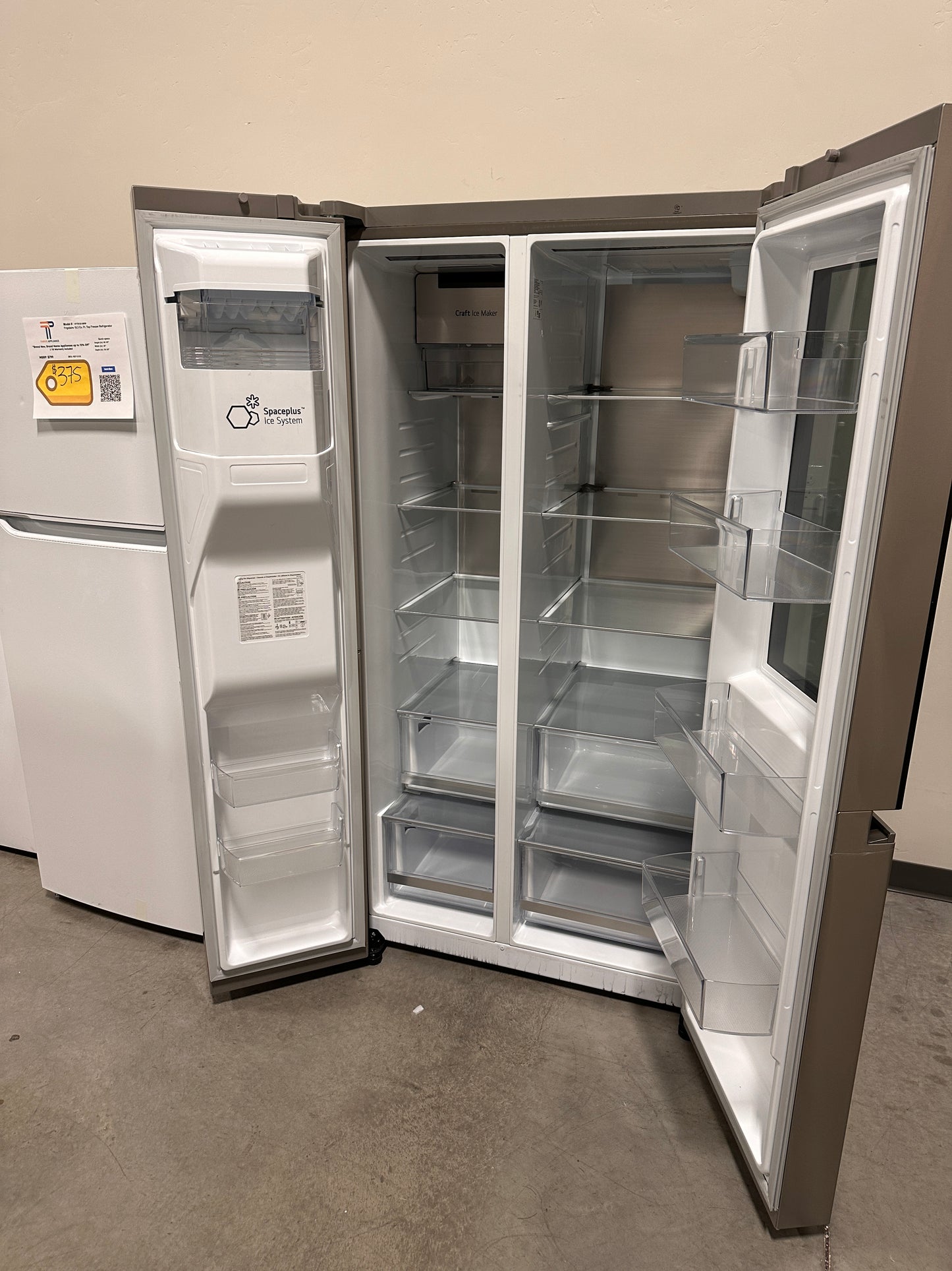 BEAUTIFUL NEW LG SMART REFRIGERATOR WITH CRAFT ICE MODEL: LRSOS2706S REF13121