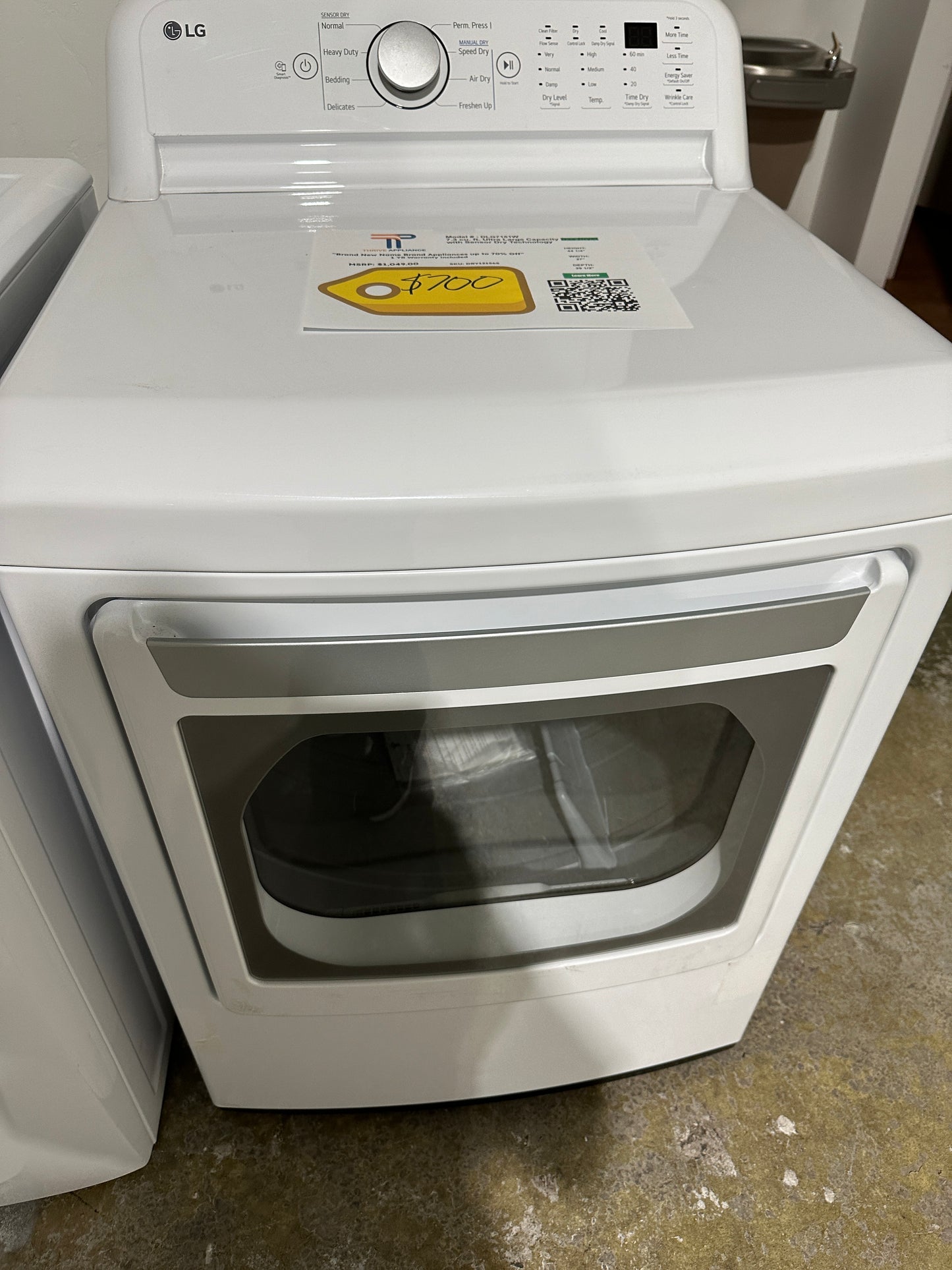 BRAND NEW LG SMART GAS DRYER MODEL: DLG7151W DRY12156S