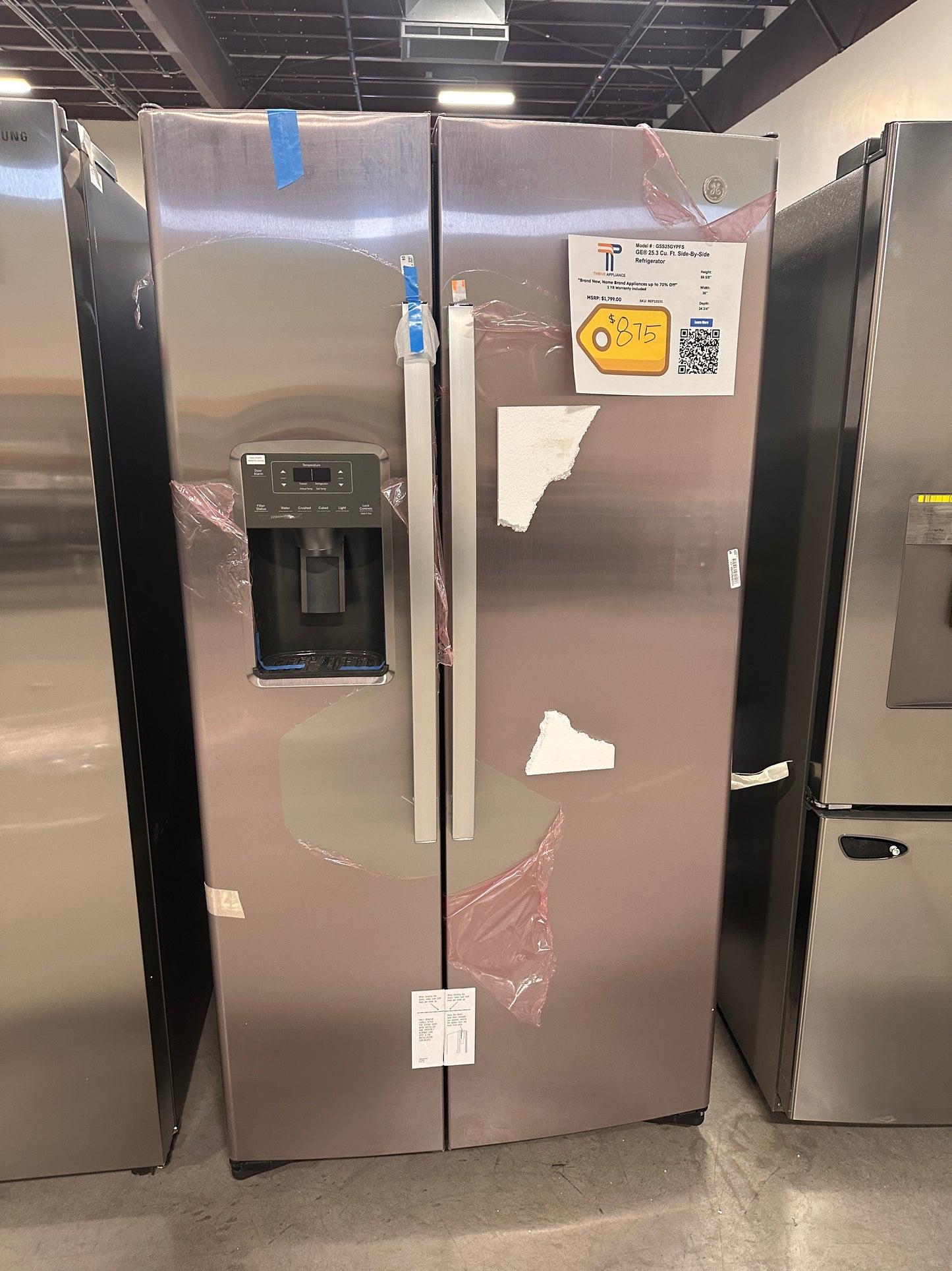 NEW 25.3 CU FT SIDE BY SIDE GE REFRIGERATOR MODEL:GSS25GYPFS REF13151