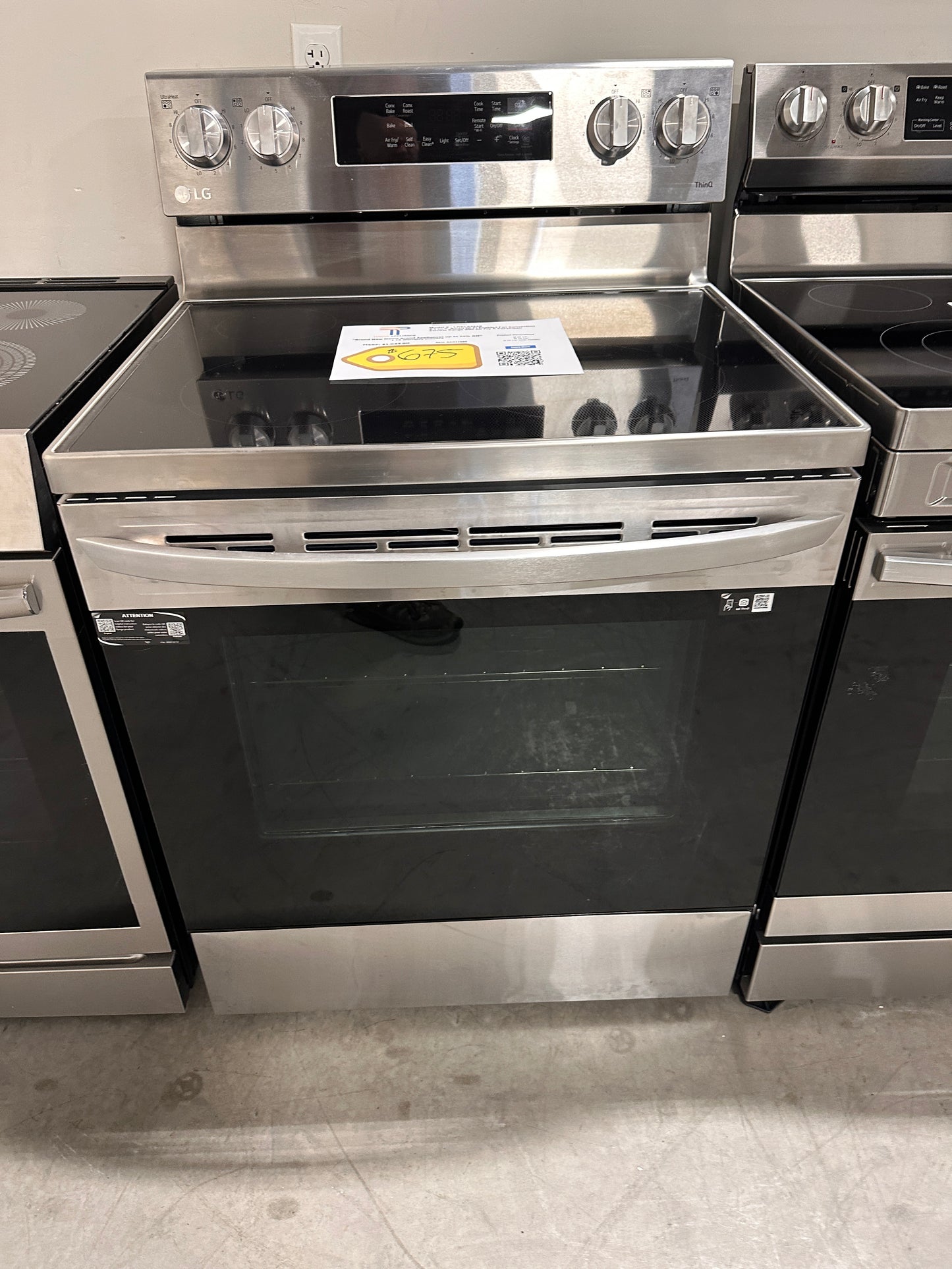 NEW LG ELECTRIC CONVECTION RANGE WITH EASY CLEAN MODEL: LREL6323S RAG11889
