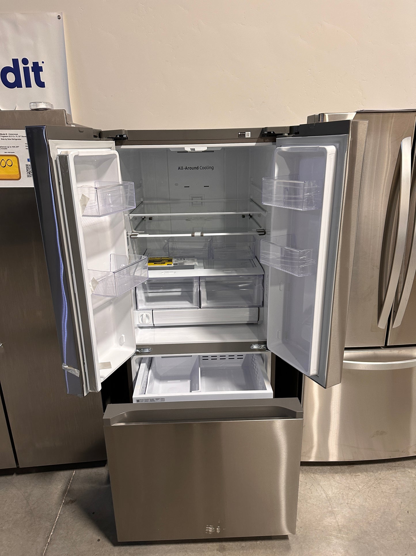 GREATLY DISCOUNTED NEW SAMSUNG FRENCH DOOR SMART REFRIGERATOR MODEL: RF22A4221SR REF13195