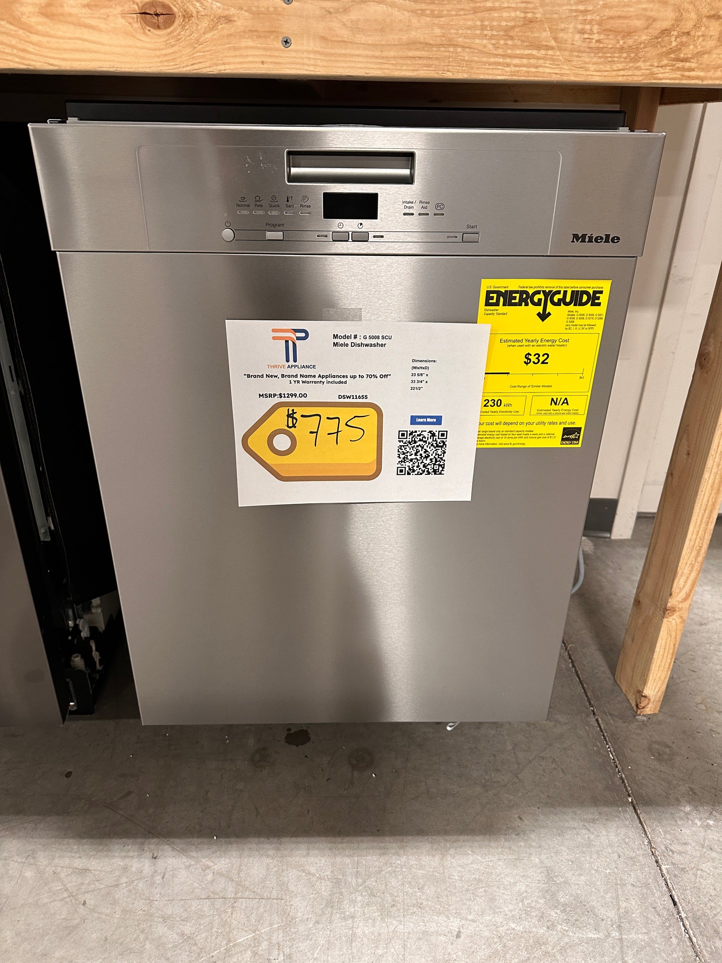 NEW MIELE FRONT CONTROL DISHWASHER WITH THIRD RACK MODEL: G 5008 SCU DSW11655