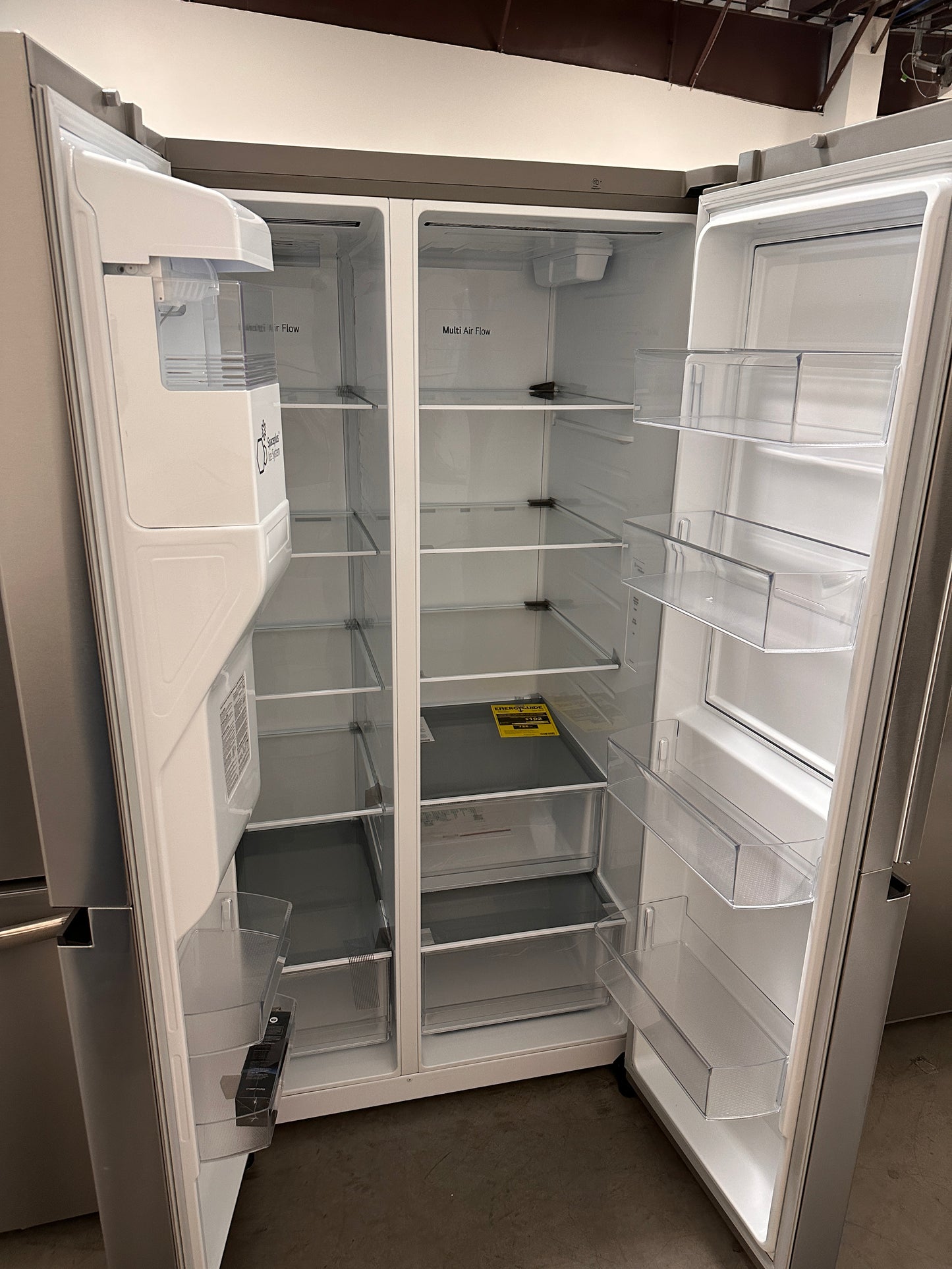 GREAT NEW LG SIDE BY SIDE REFRIGERATOR MODEL: LLSDS2706S REF13205