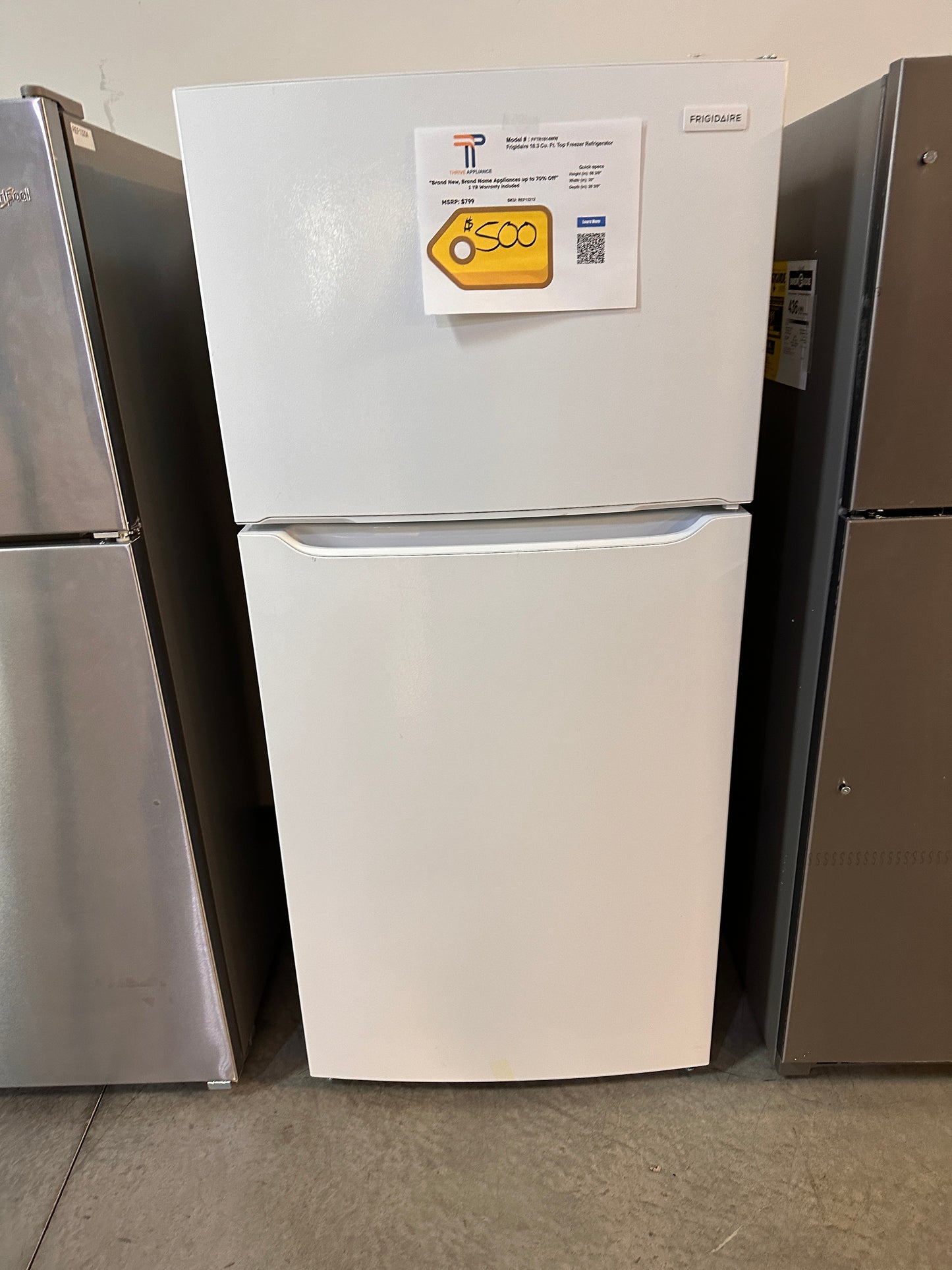 NEW 18.3 CU FT TOP FREEZER REFRIGERATOR MODEL: FFTR1814WW REF13212