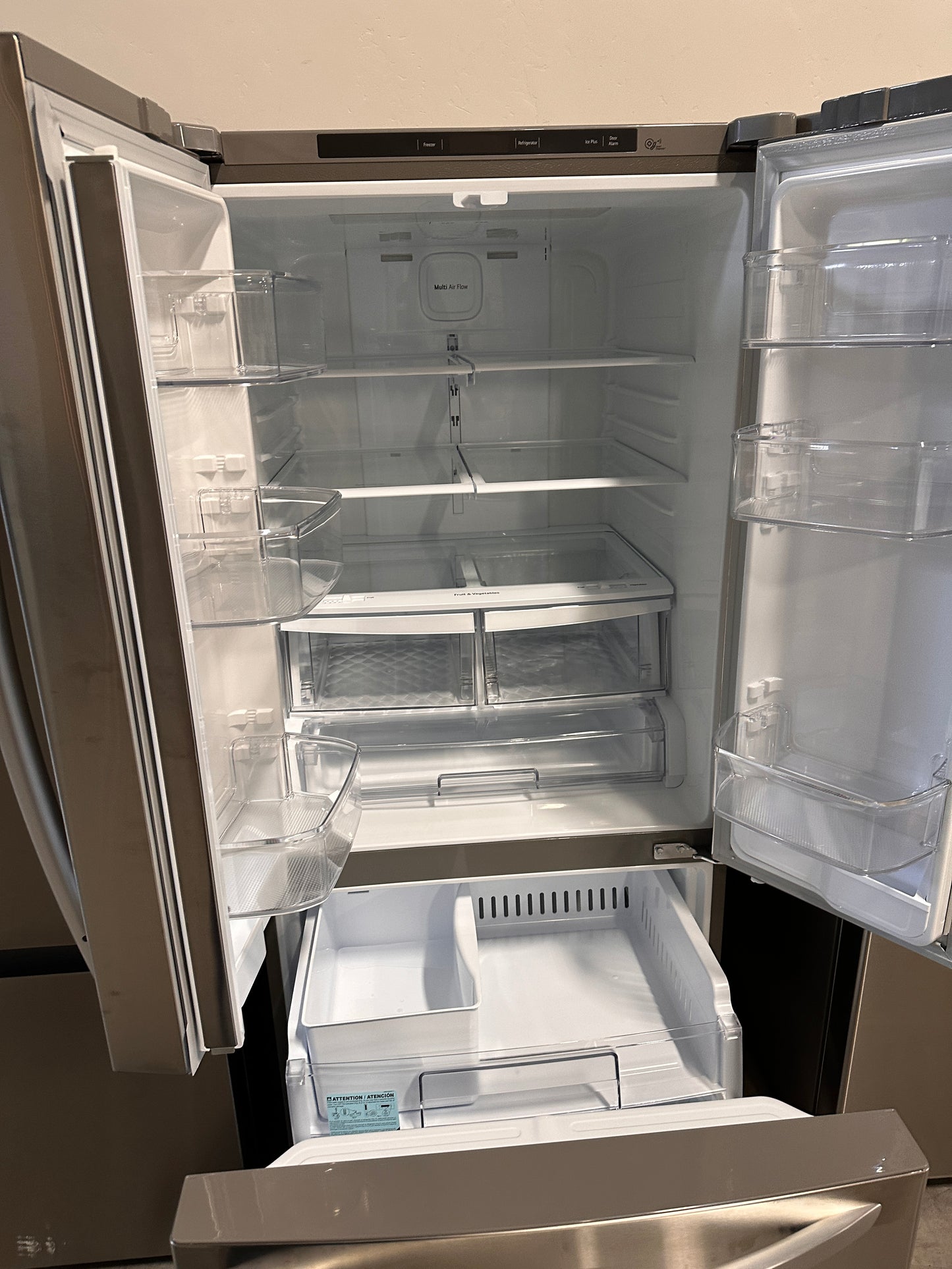 DISCOUNTED BRAND NEW LG FRENCH DOOR REFRIGERATOR MODEL: LFCS22520S REF13227