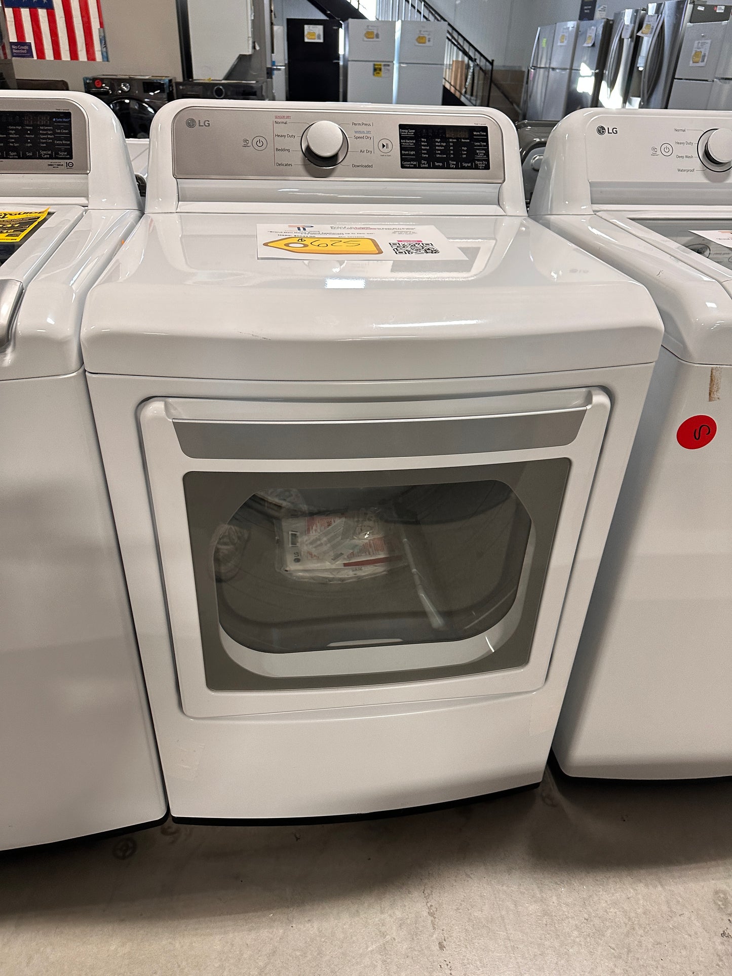 NEW LG SMART ELECTRIC DRYER MODEL: DLE7400WE DRY12600