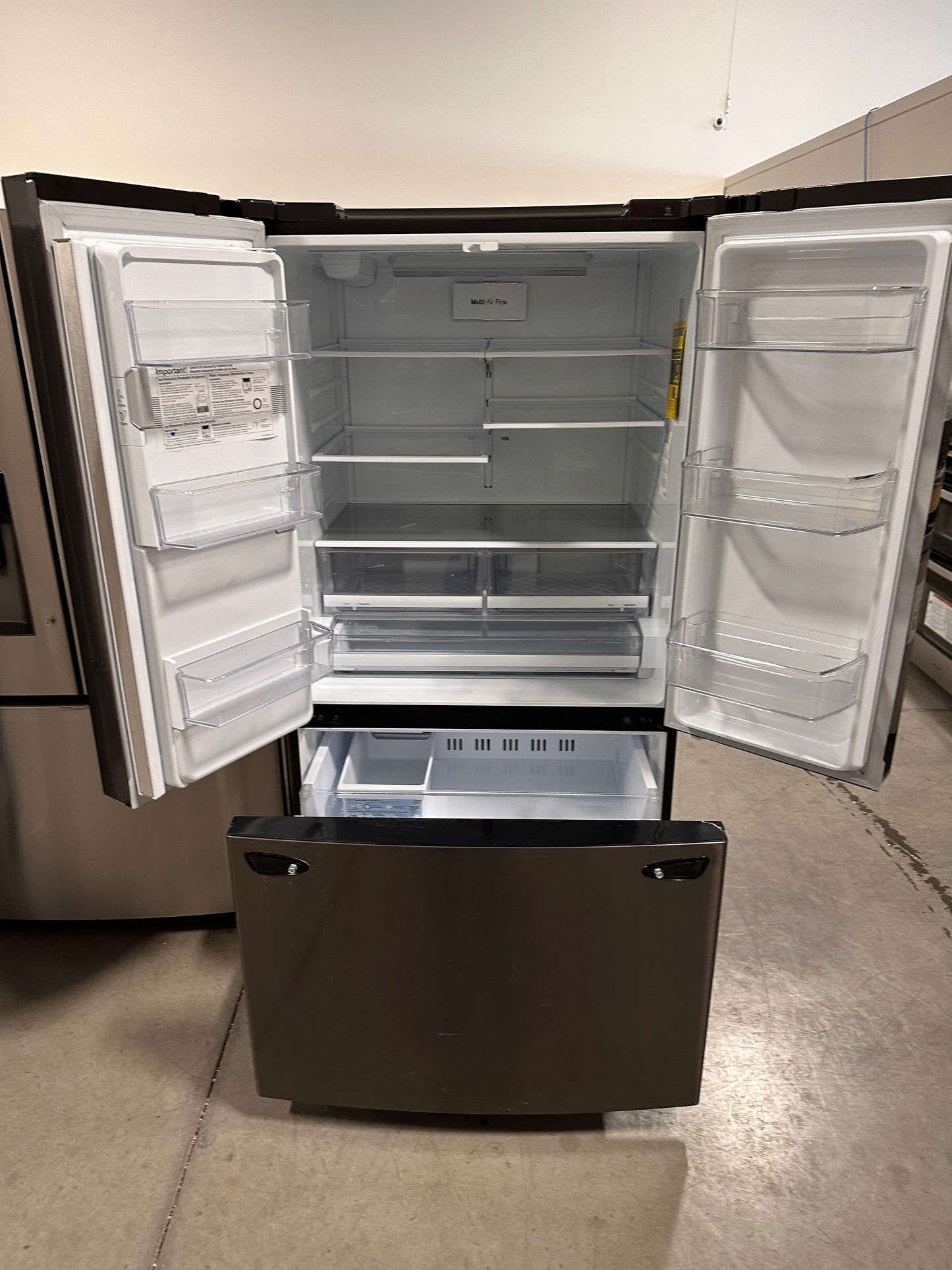 GREAT SALE LG FRENCH DOOR SMART REFRIGERATOR MODEL: LHFS28XBD REF13230