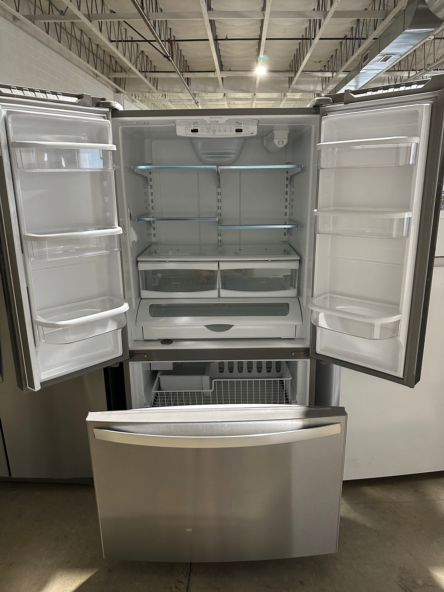 NEW WHIRLPOOL FRENCH DOOR REFRIGERATOR with INTERNAL WATER DISPENSER MODEL: WRF535SWHZ REF13492S