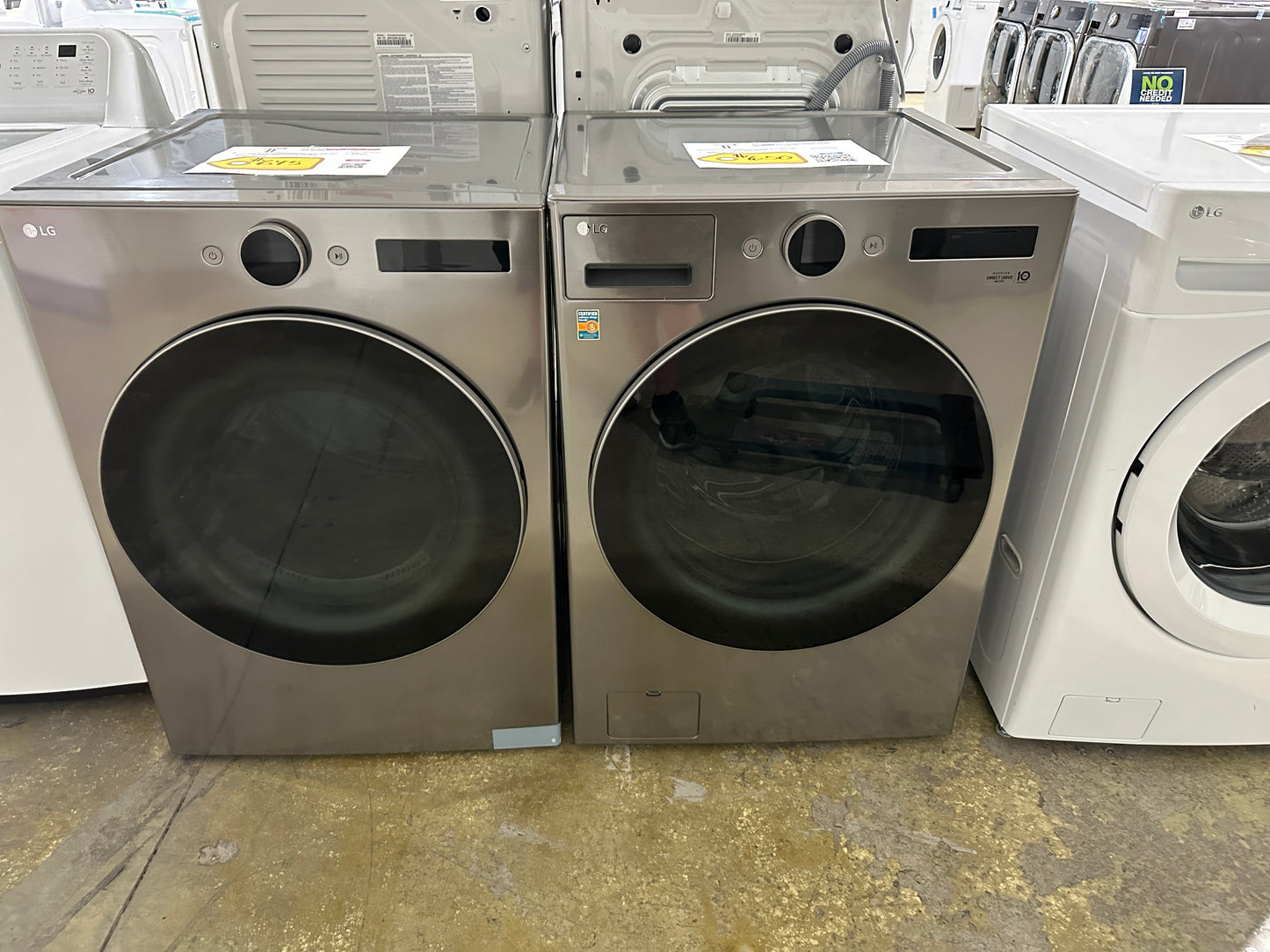 GREAT NEW LG STACKABLE FRONT LOAD WASHER ELECTRIC DRYER LAUNDRY SET WAS12339S DRY12225S