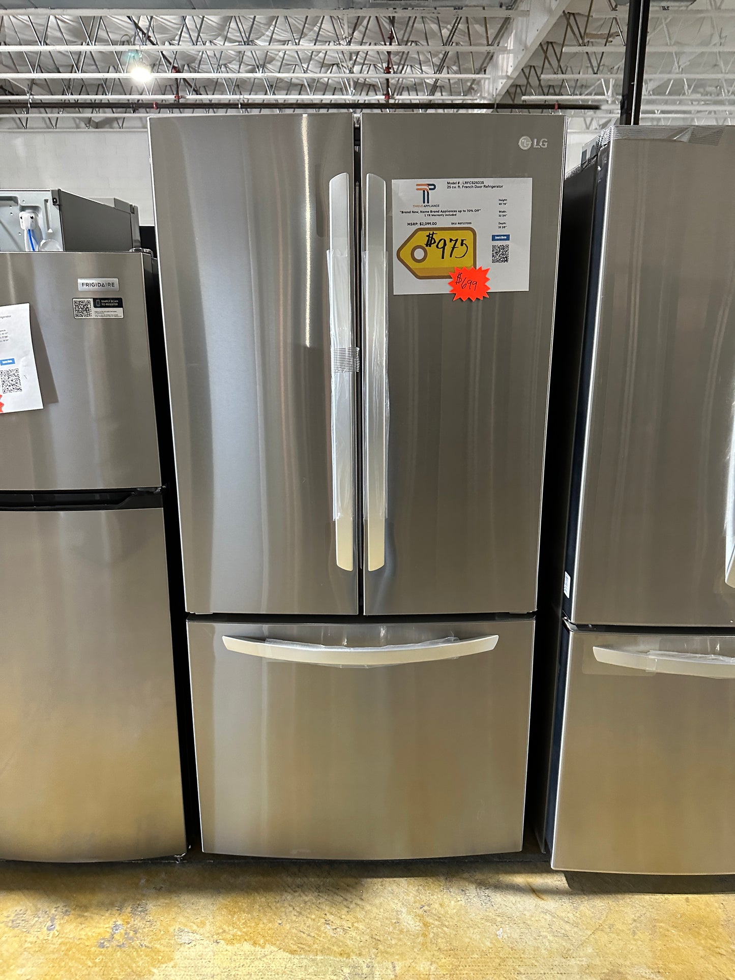 LG - 25.1 Cu. Ft. French Door Refrigerator with Ice Maker - Stainless Steel MODEL: LRFCS25D3S REF13705S